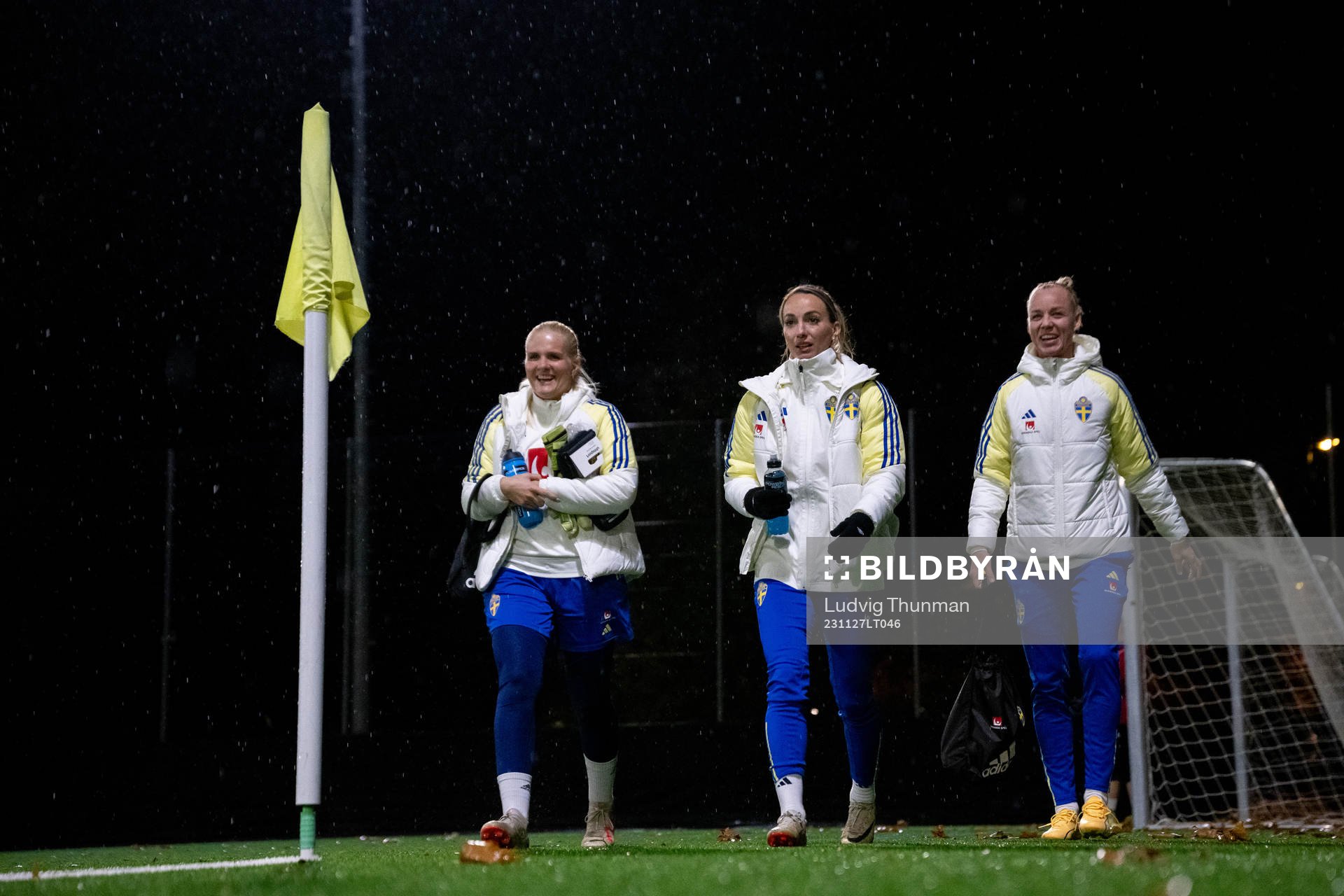 Goalkeeper Emma Holmgren, Kosovare Asllani and Caroline