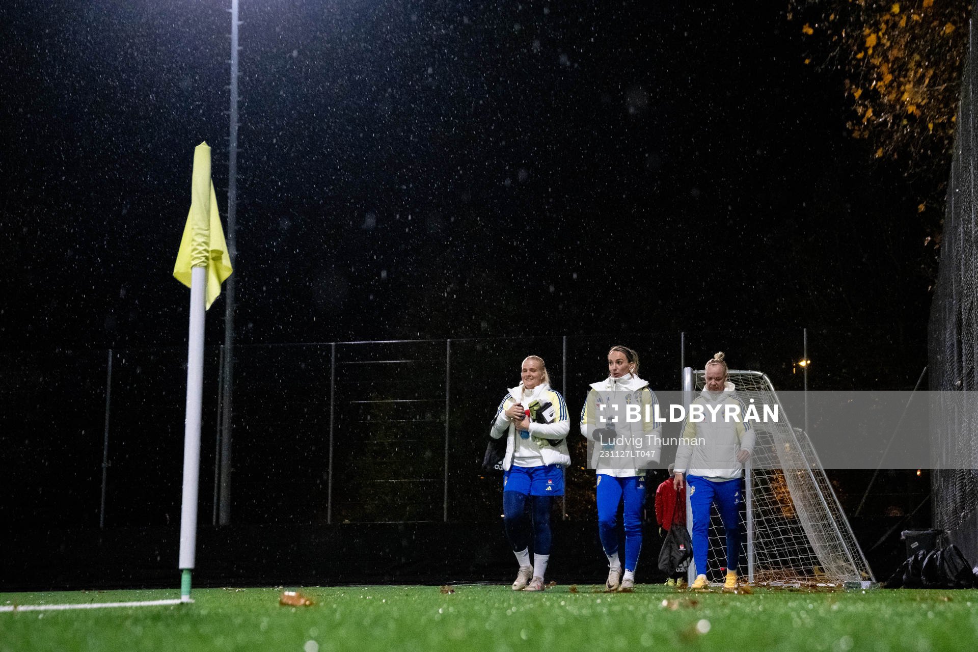 Goalkeeper Emma Holmgren, Kosovare Asllani and Caroline