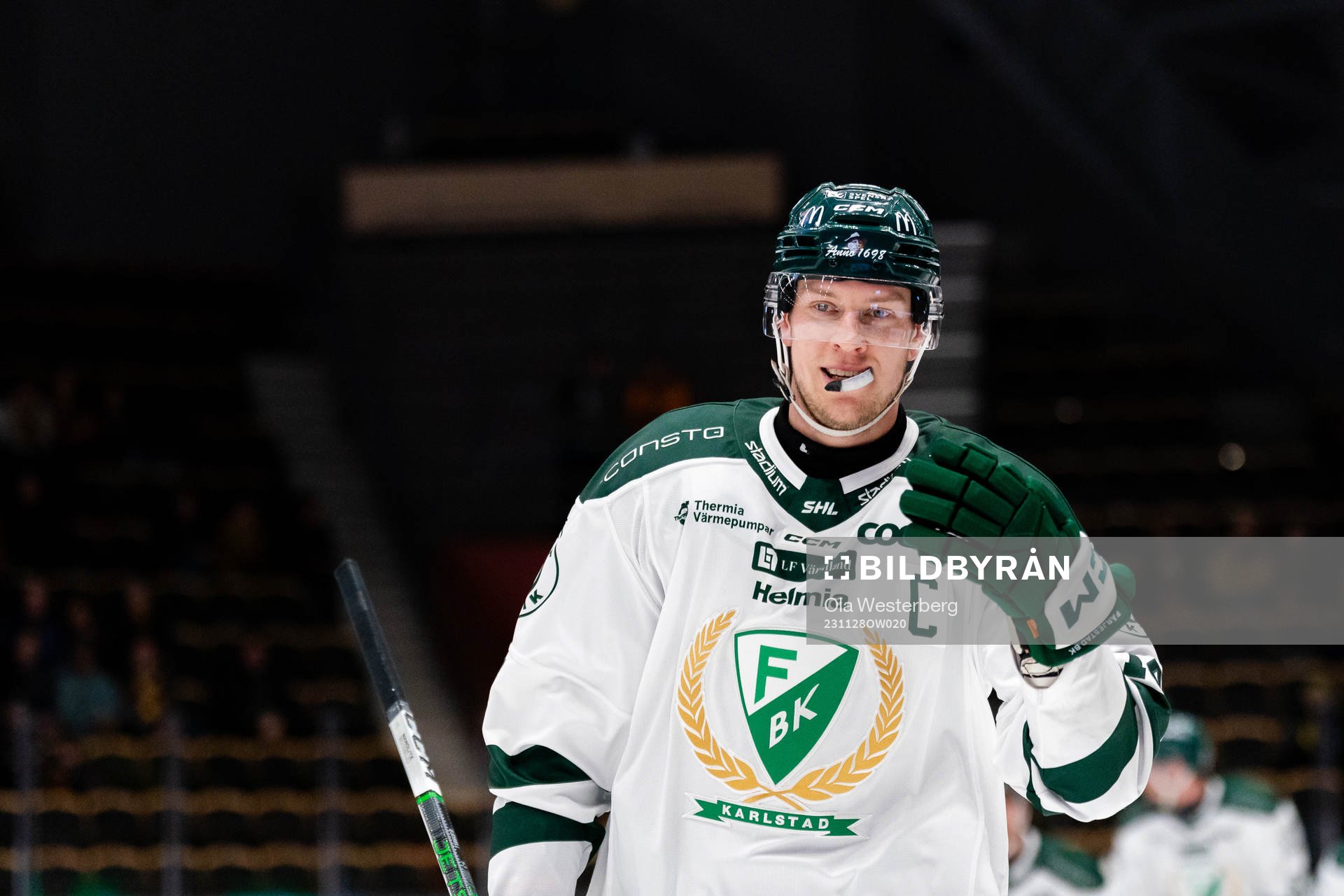 Färjestads Victor Ejdsell jublar