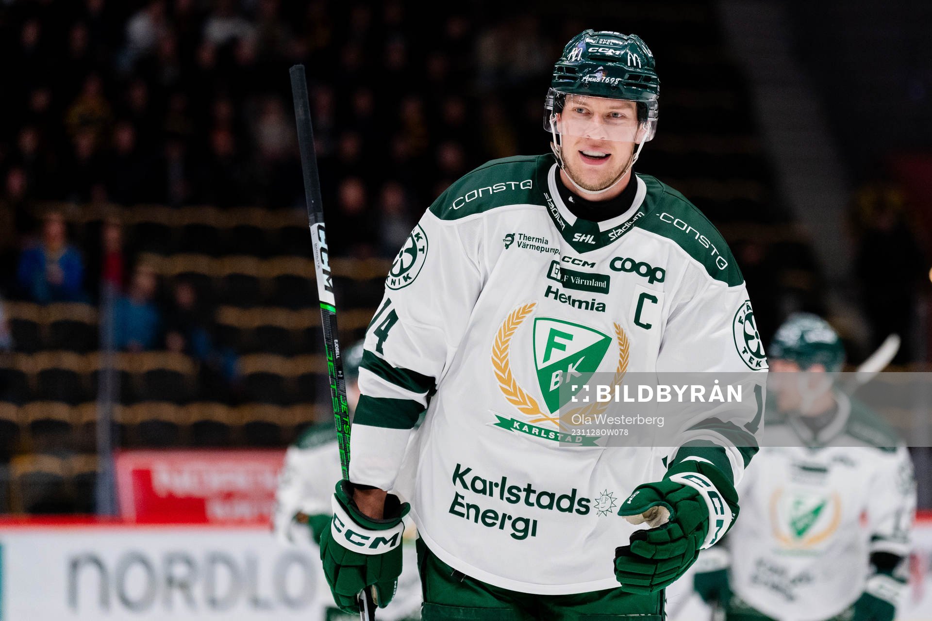 Färjestads Victor Ejdsell jublar