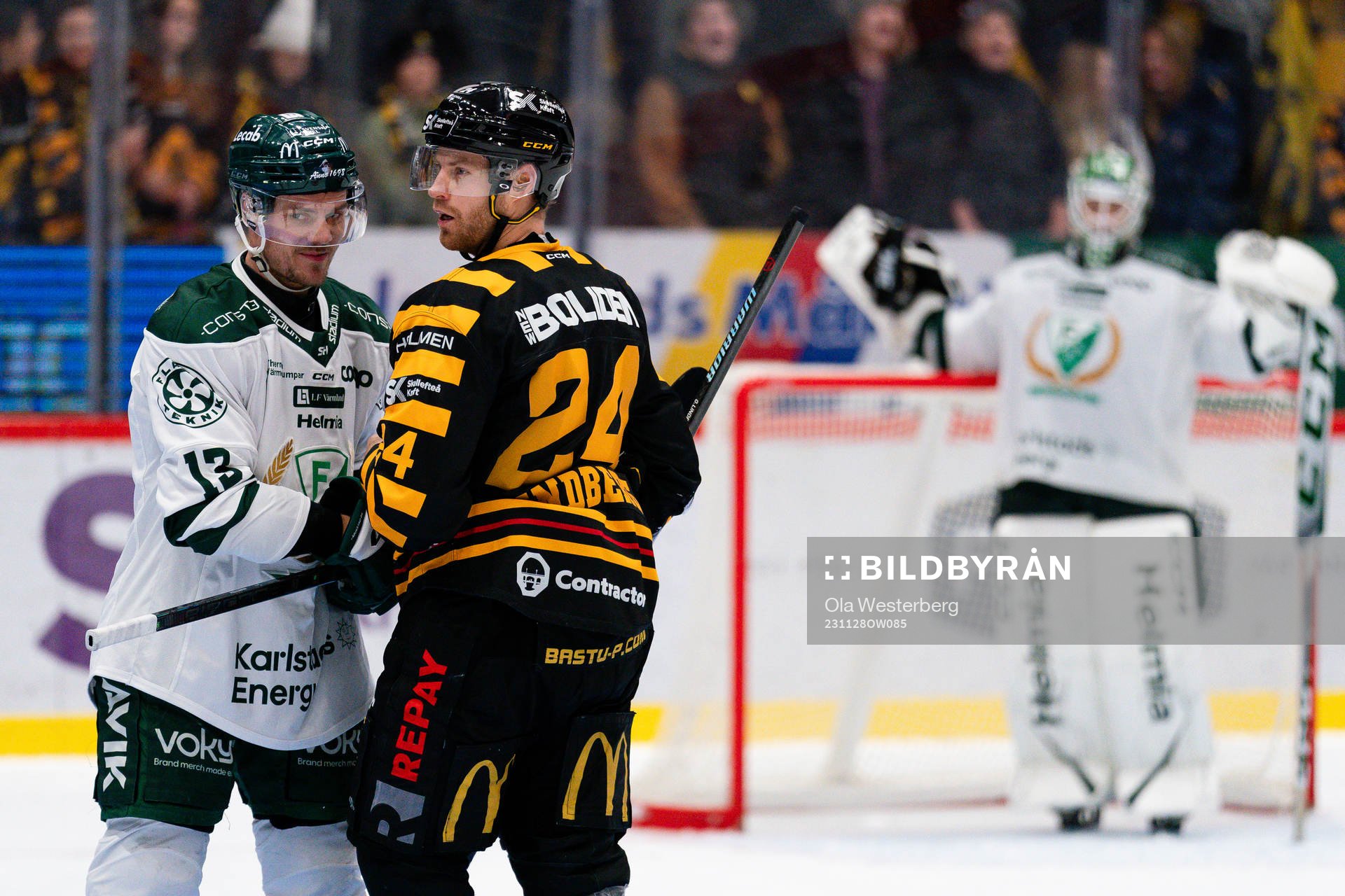 Färjestads Joel Kellman och Skellefteås Oscar Lindberg