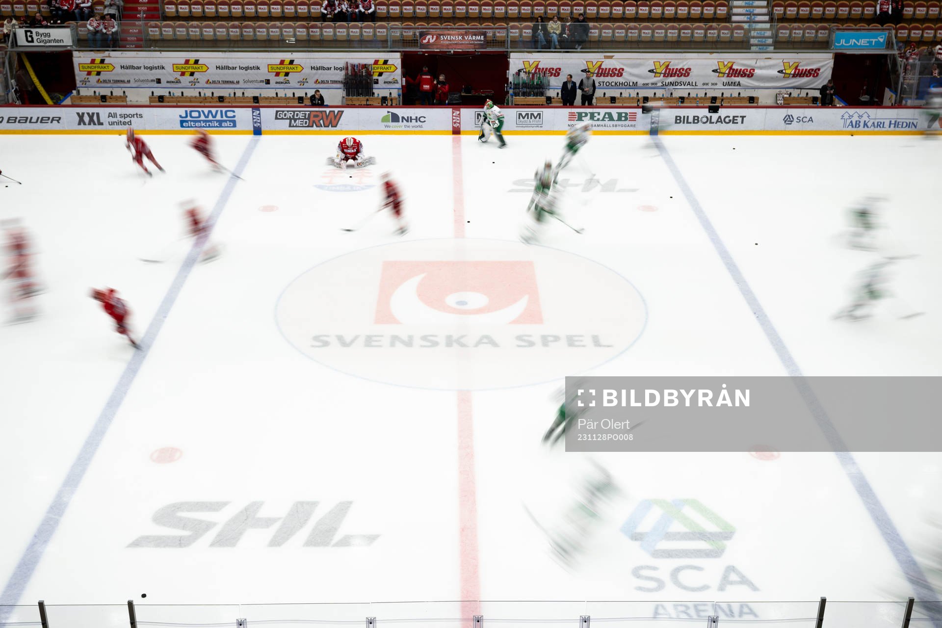 Lagen värmer upp