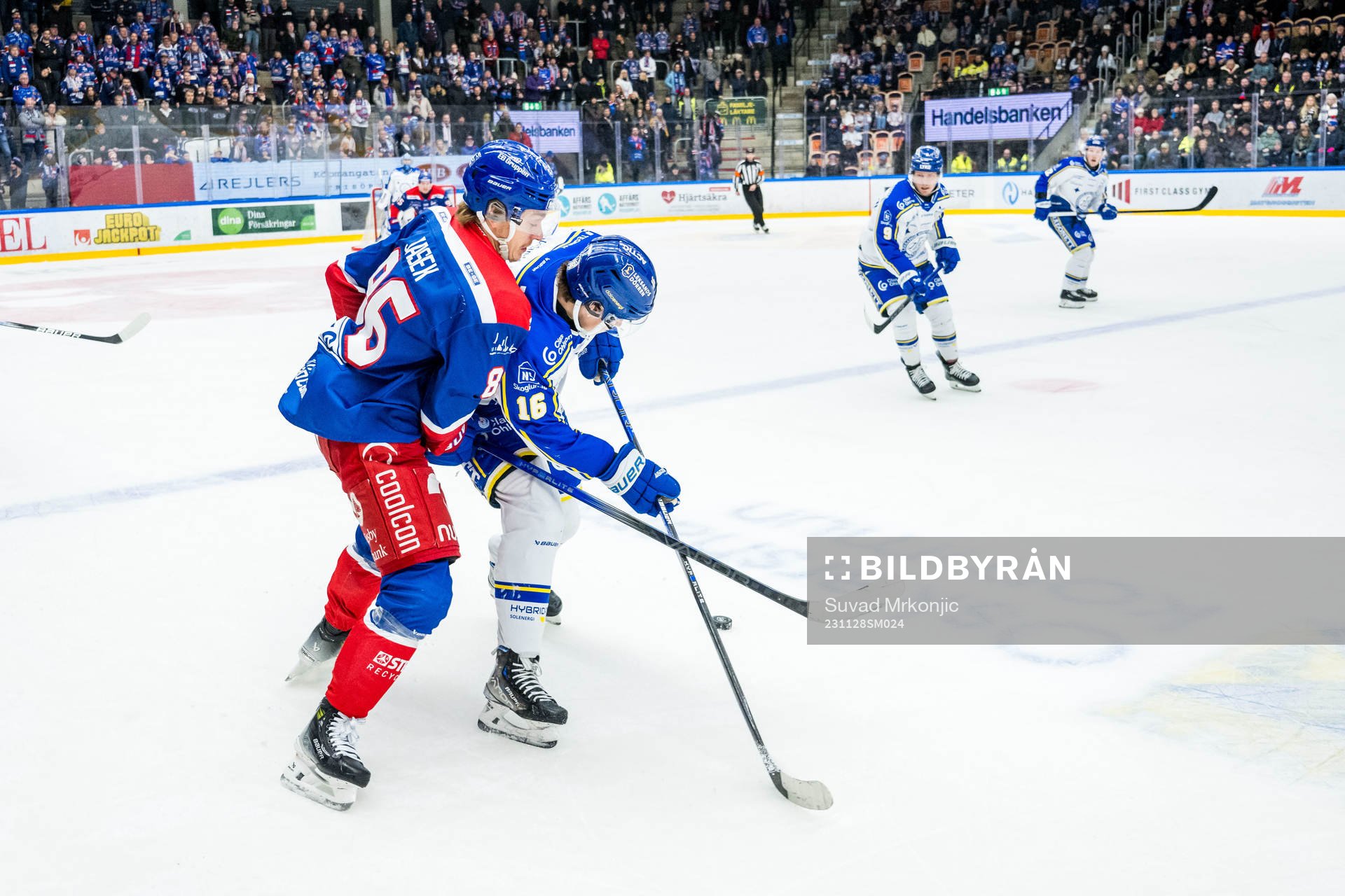 IK Oskarshamns Lukas Jasek och Leksands IFs Felix Unger