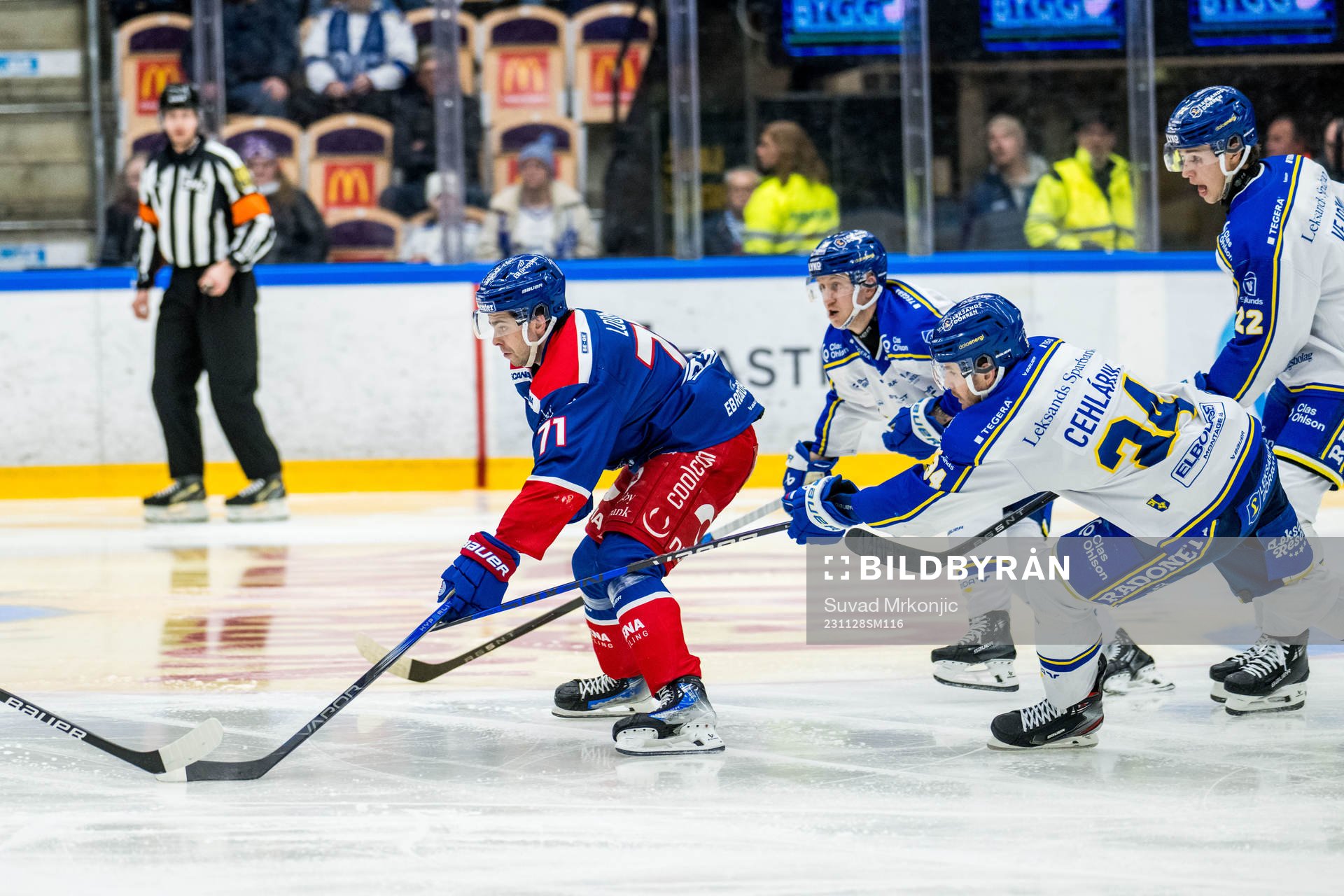 IK Oskarshamns Viktor Lodin och Leksands IFs Peter Cehlarik