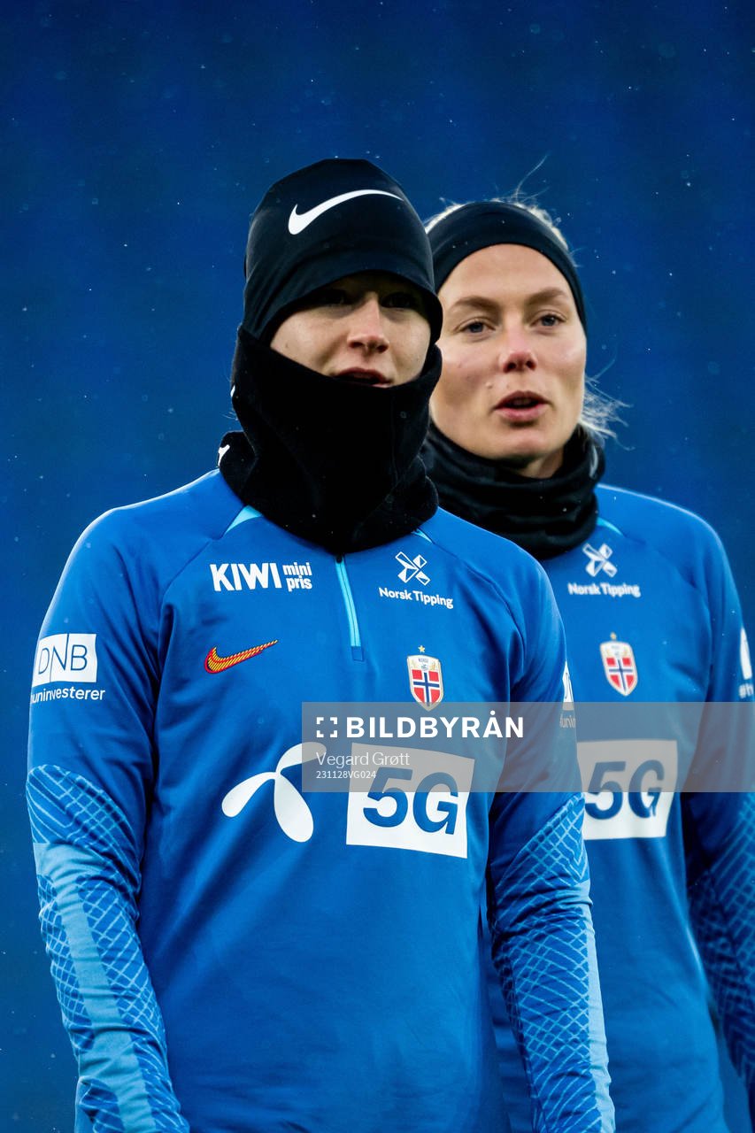 Elisabeth Terland and Guro Bergsvand of the Norwegian