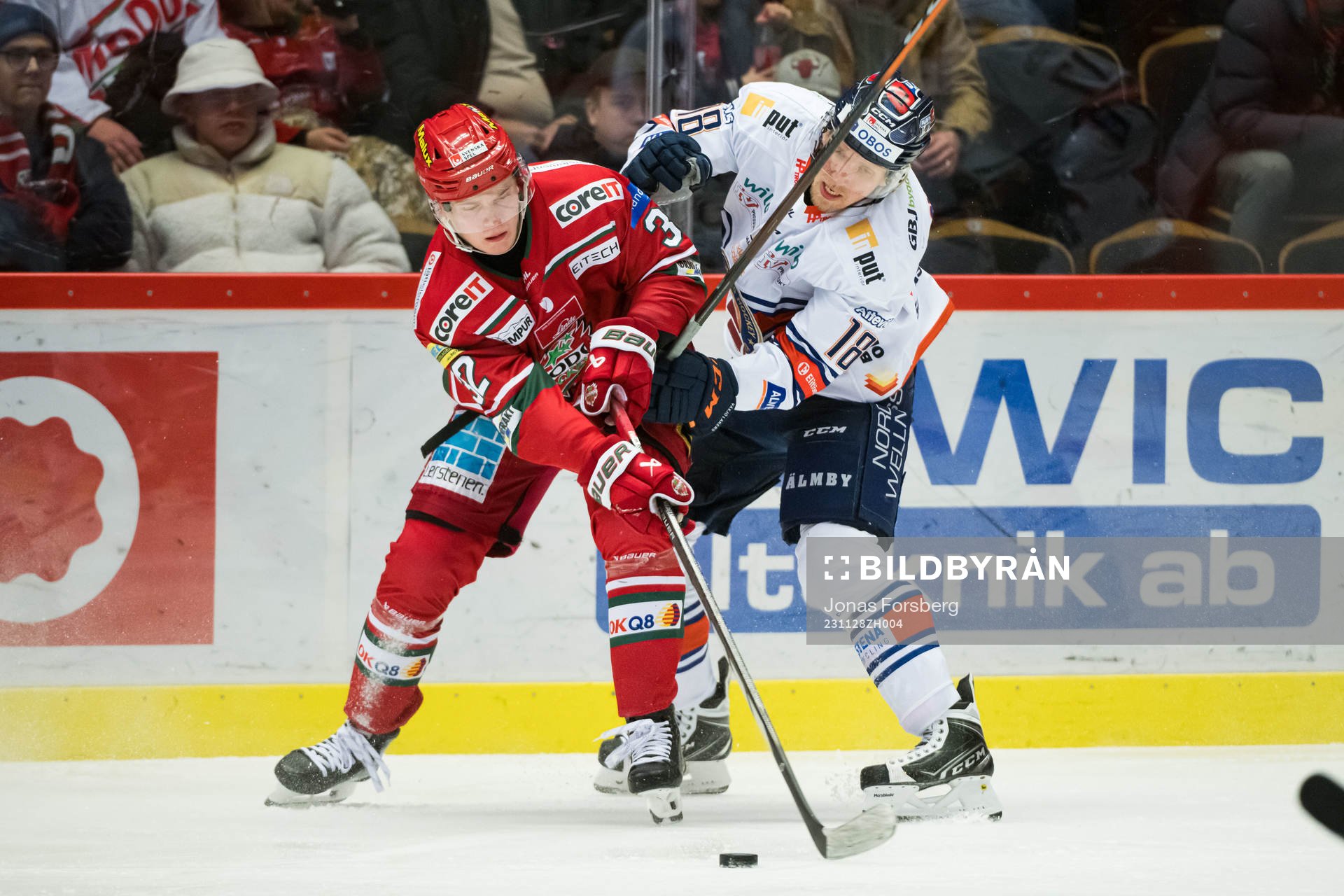 MoDos Theodor Niederbach och Växjös Marcus Sylvegård