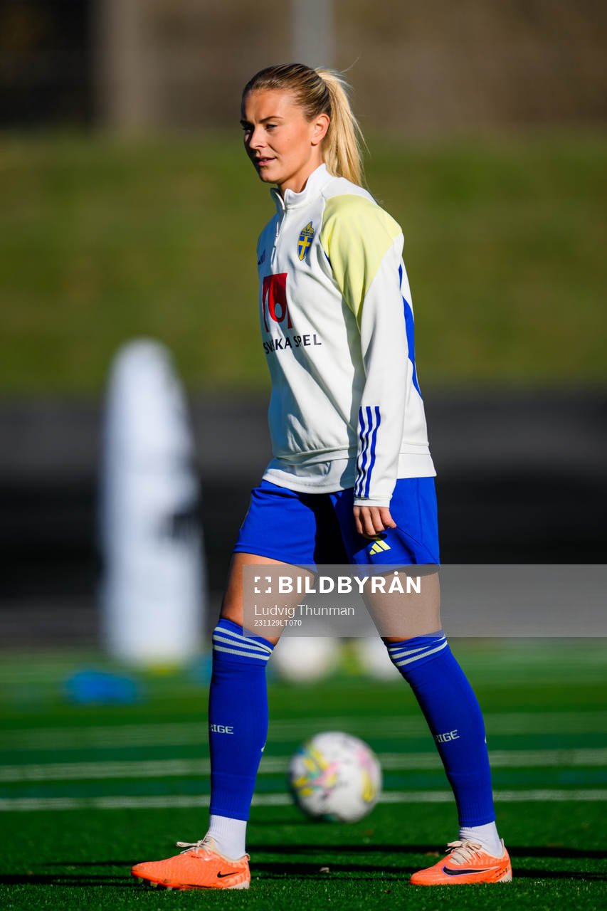Amanda Nildén of the women's national football team at a