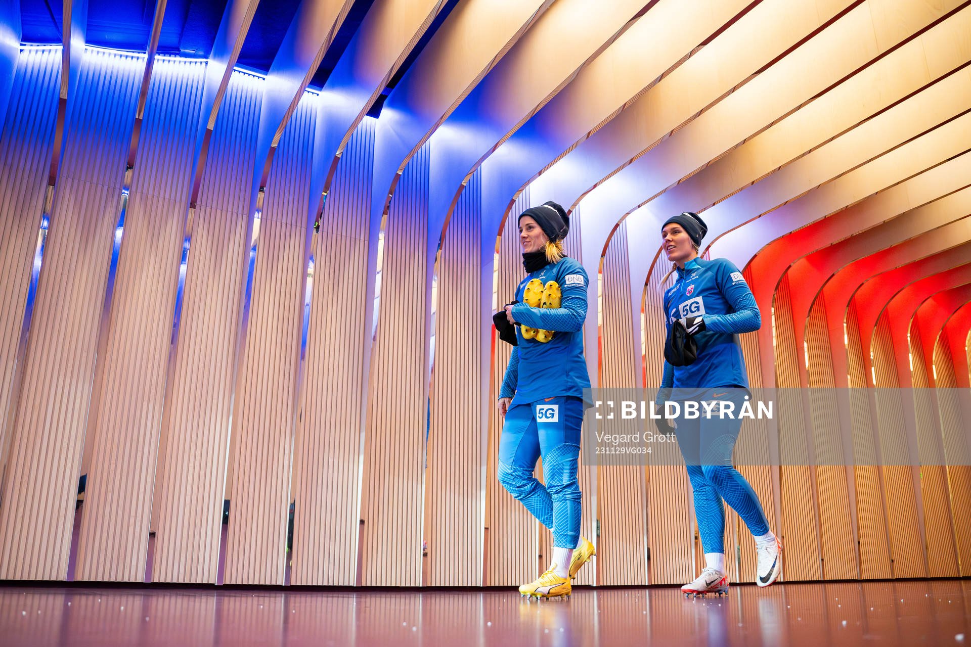 Maren Mjelde and Maria Thorisdottir of the Norwegian