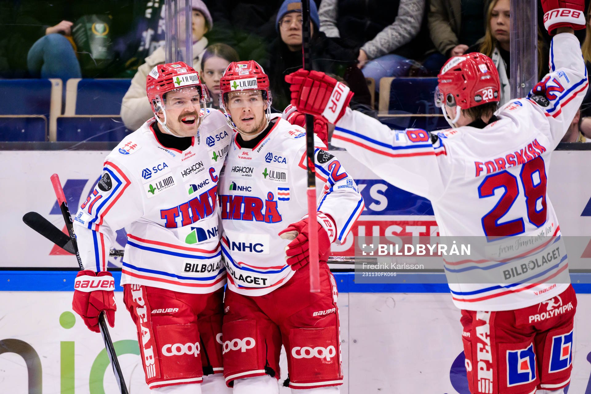 Timrås Anton Lander och Filip Hållander jublar