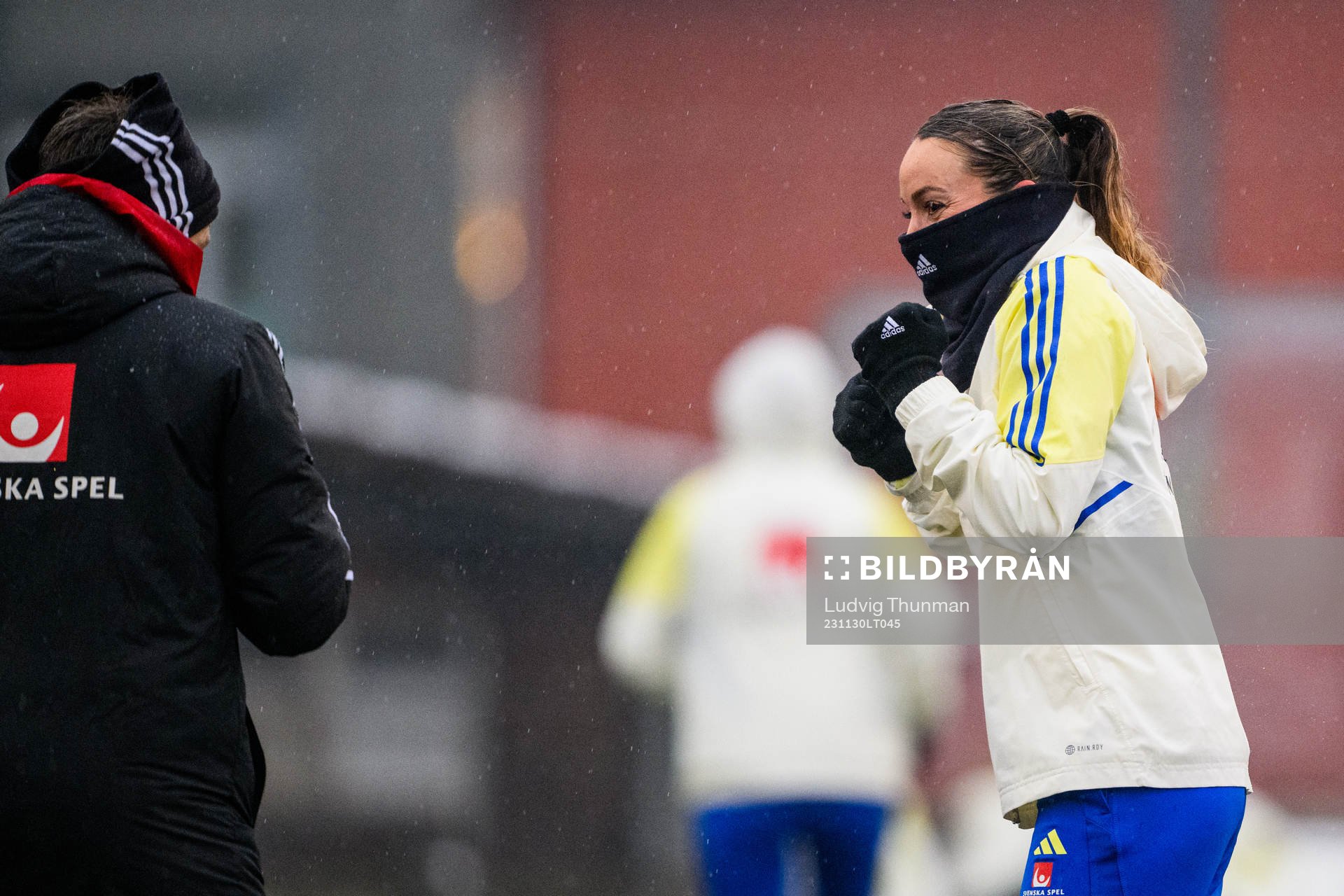 Kosovare Asllani and physiotherapist Pontus Ekblom