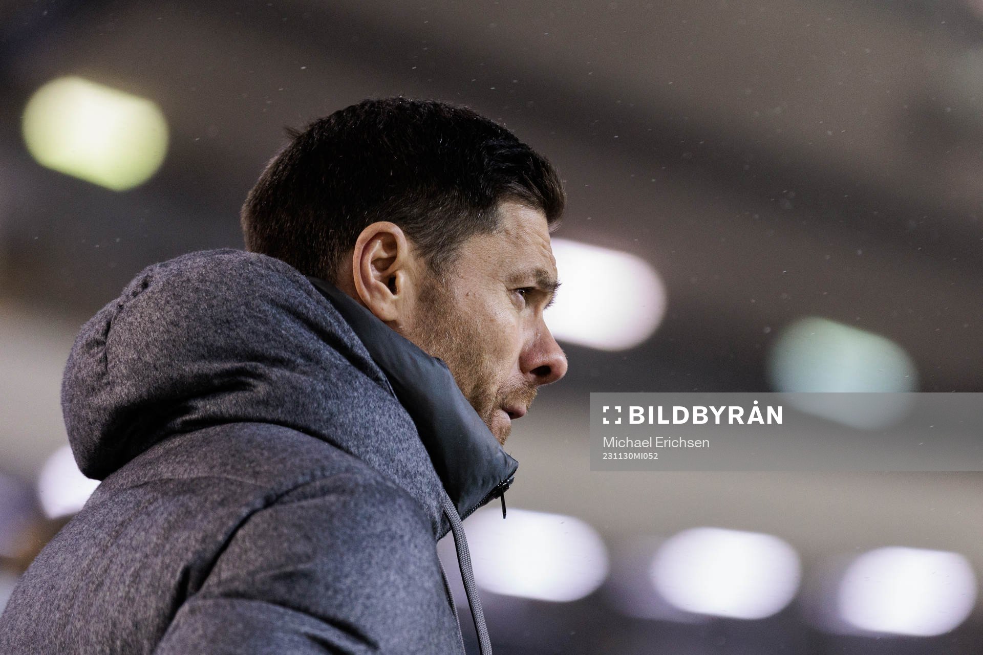Head coach Xabi Alonso of Bayer Leverkusen
