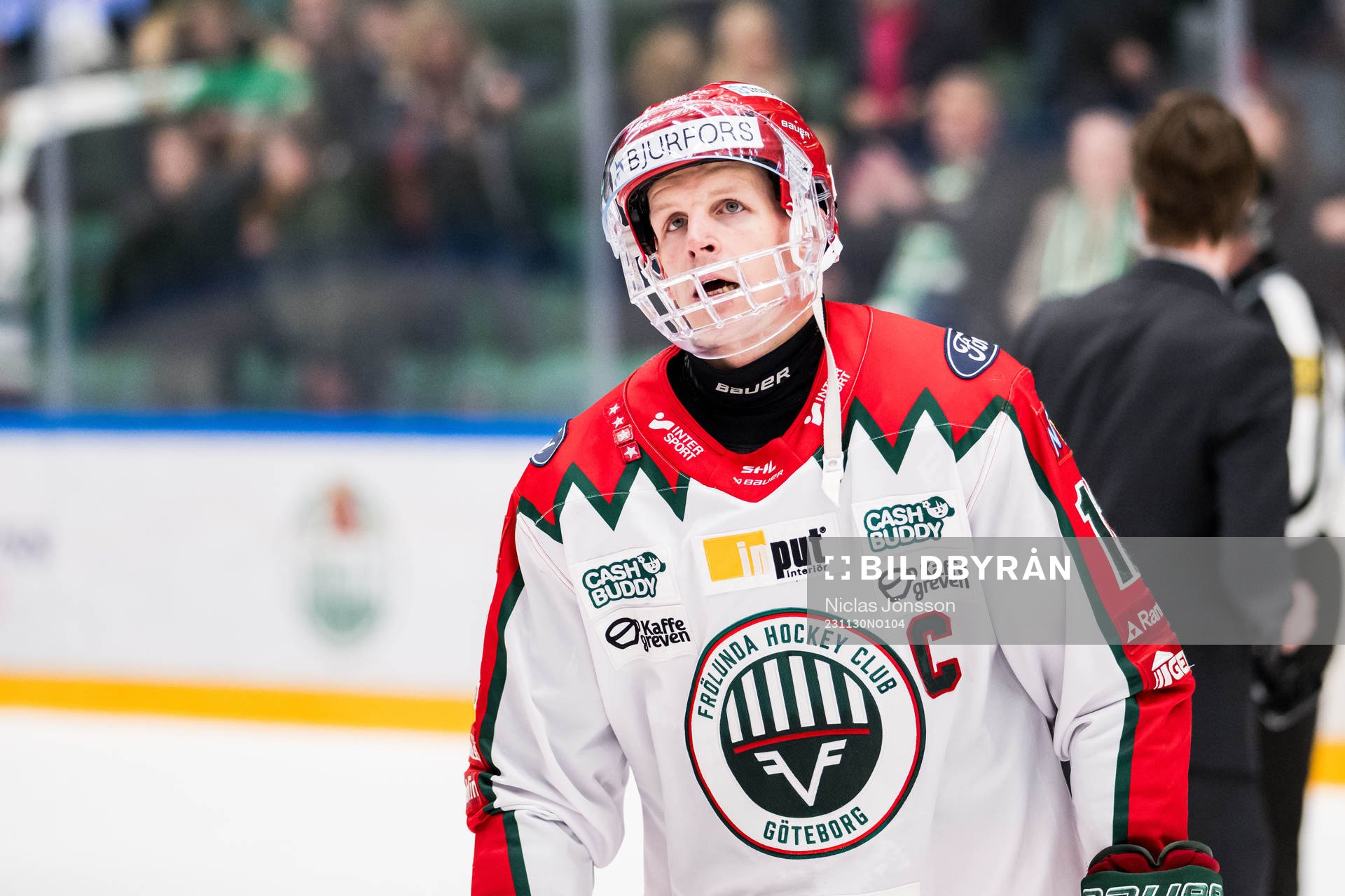 Frölunda HCs Max Friberg deppar