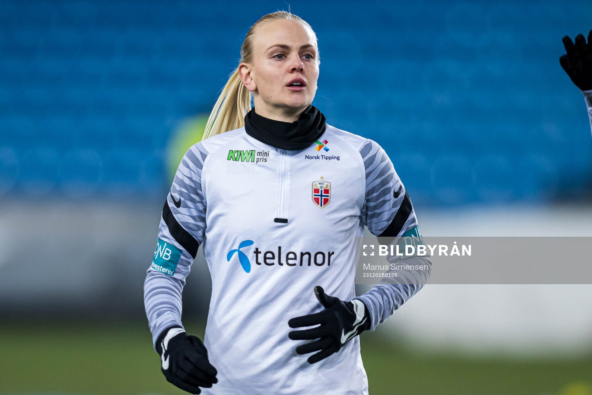 Karina Sævik of Norway warms up