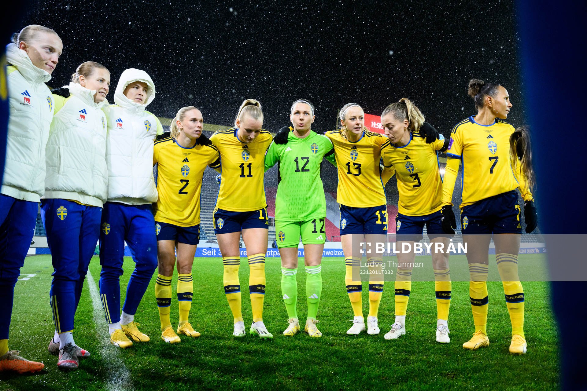 Anna Sandberg, Anna Anvegård, Lina Hurtig, Jonna Andersson, Stina Blackstenius, goalkeeper Jennifer Falk, Amanda Ilestedt, Linda Sembrant and Madelen Janogy of Sweden ahead of the UEFA Women's Nations League football match between Switzerland and Sweden on December 1, 2023 in Lucerne.