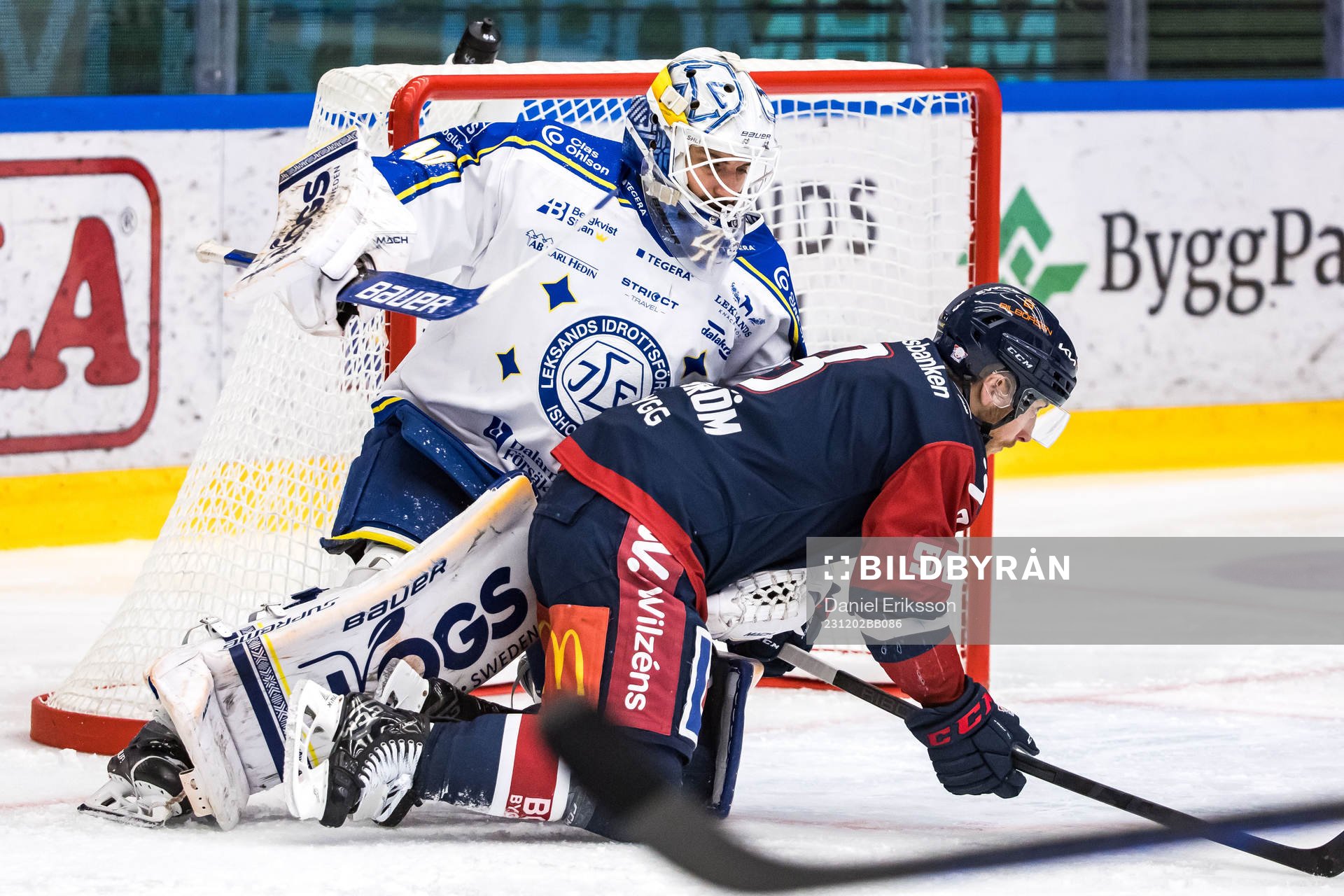 Leksands målvakt Mantas Armalis och Linköpings Linus