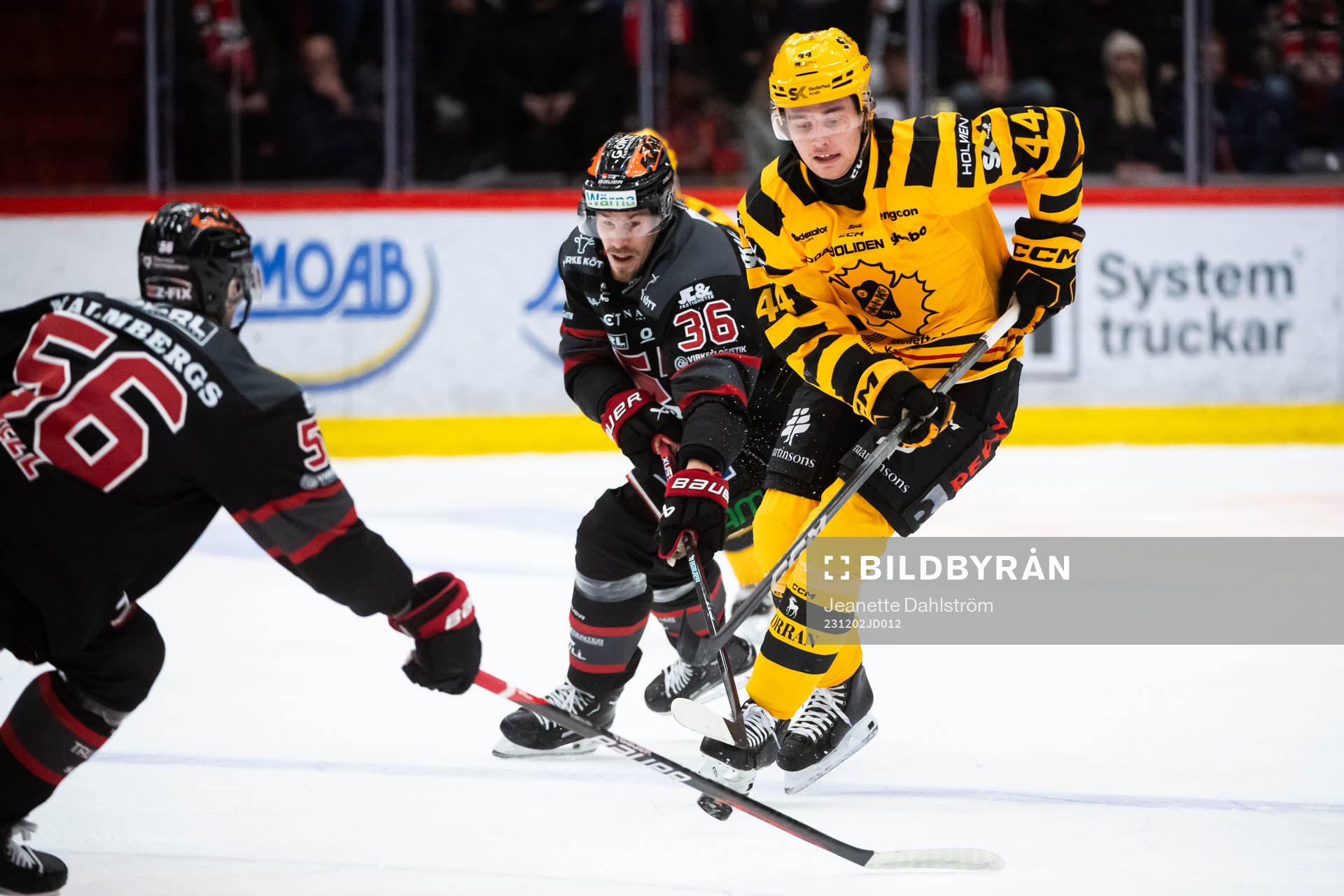 Örebros Emil Larsson och Skellefteås Elias Salomonsson