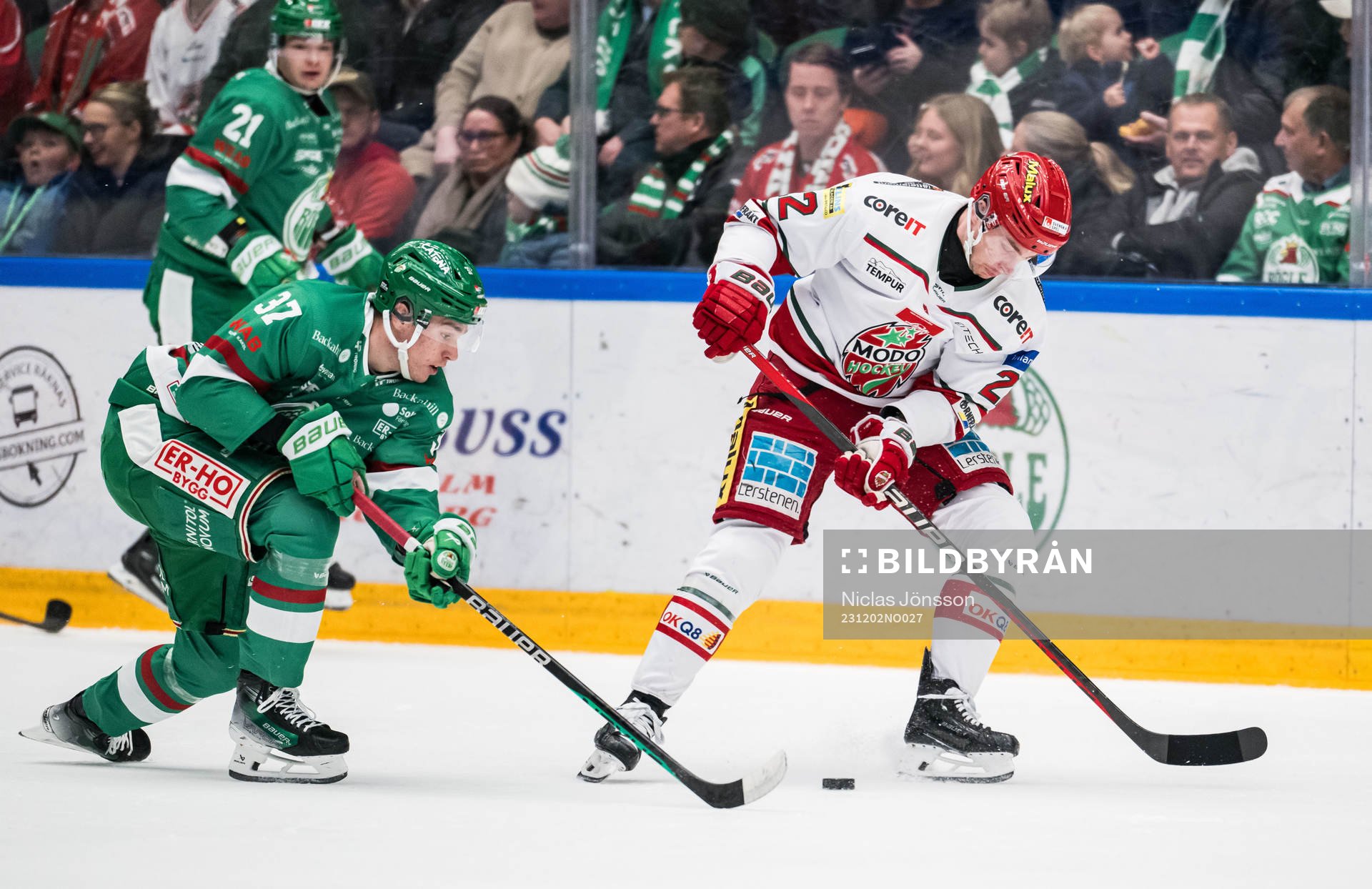 Rögles Albin Sundsvik och MoDos Adam Pettersson