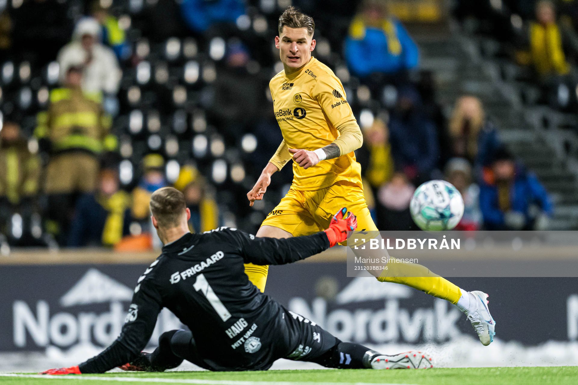 Nino Zugelj of Bodø/Glimt missing a chance to score