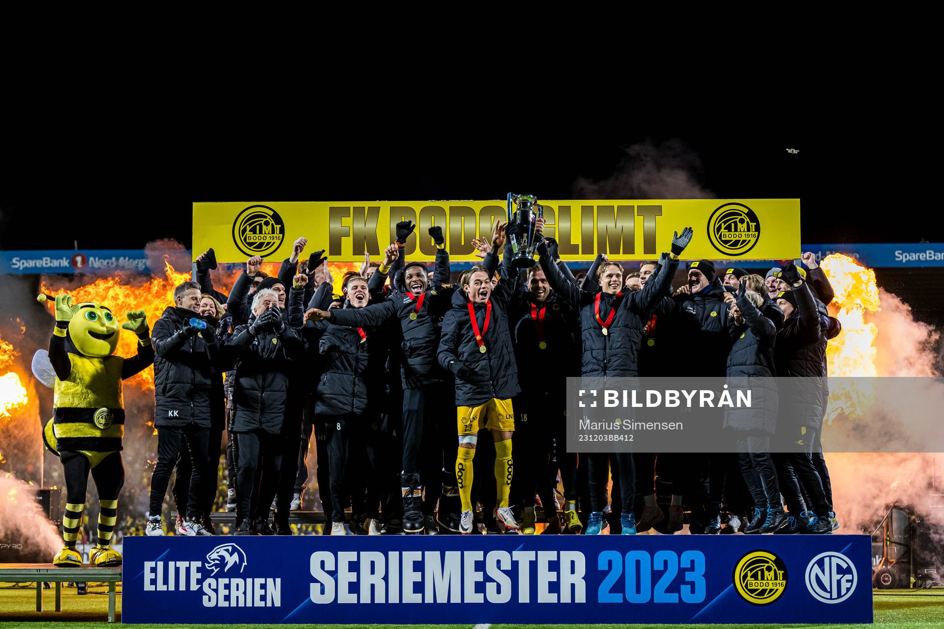 Players of Bodø/Glimt celebrates with the trophy after the Eliteserien match between Bodø/Glimt and Sarpsborg 08 on December 3, 2023 in Bodø.