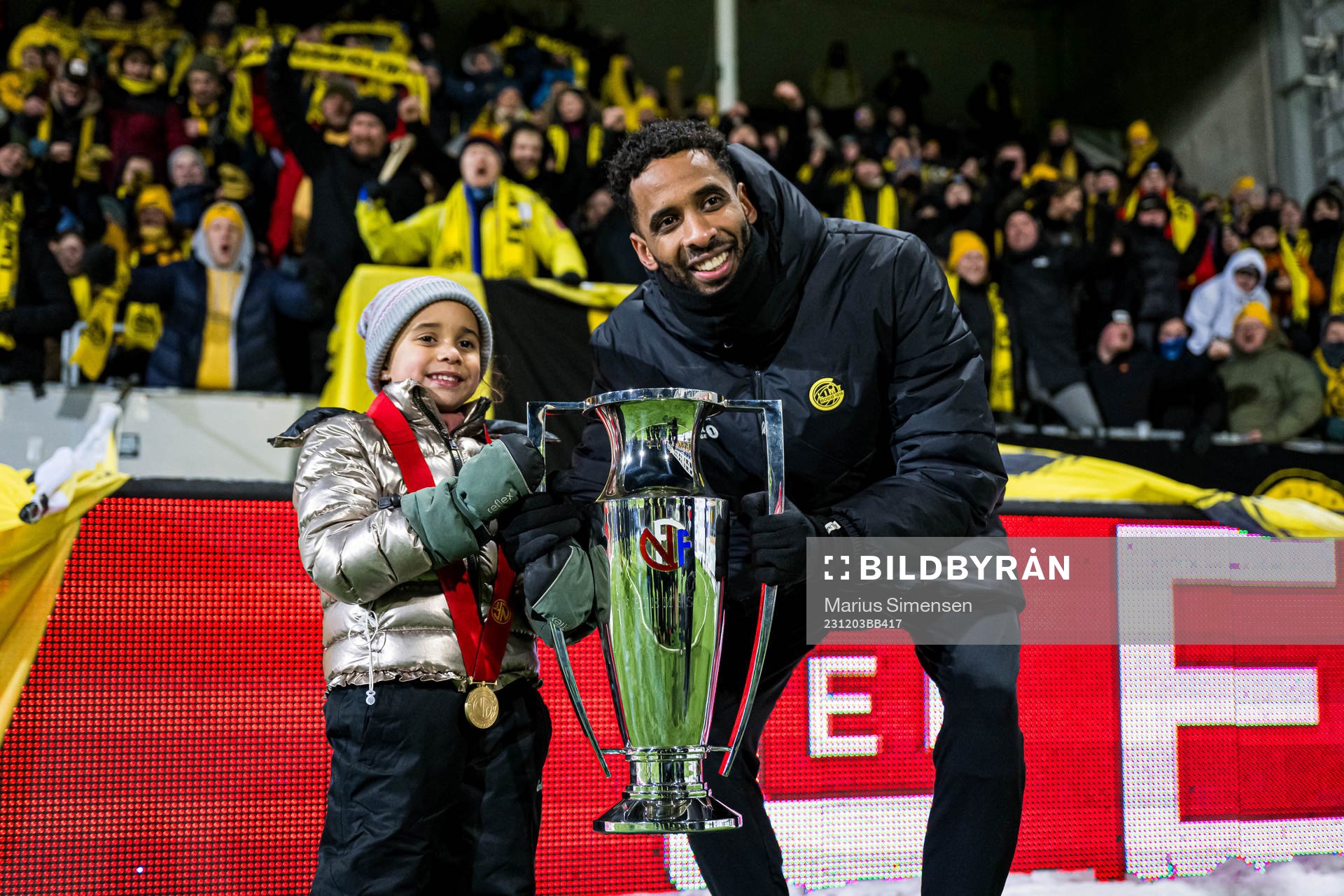 Amahl Pellegrino of Bodø/Glimt celebrates with the trophy