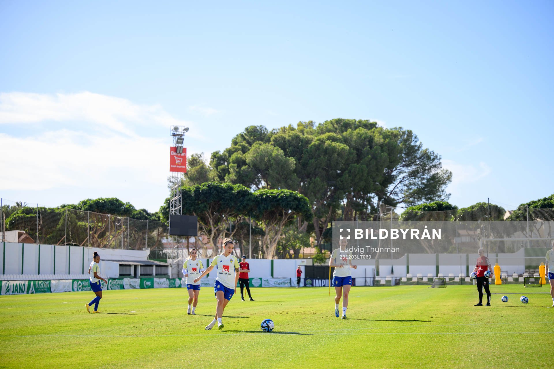 General view of the women's national football team of