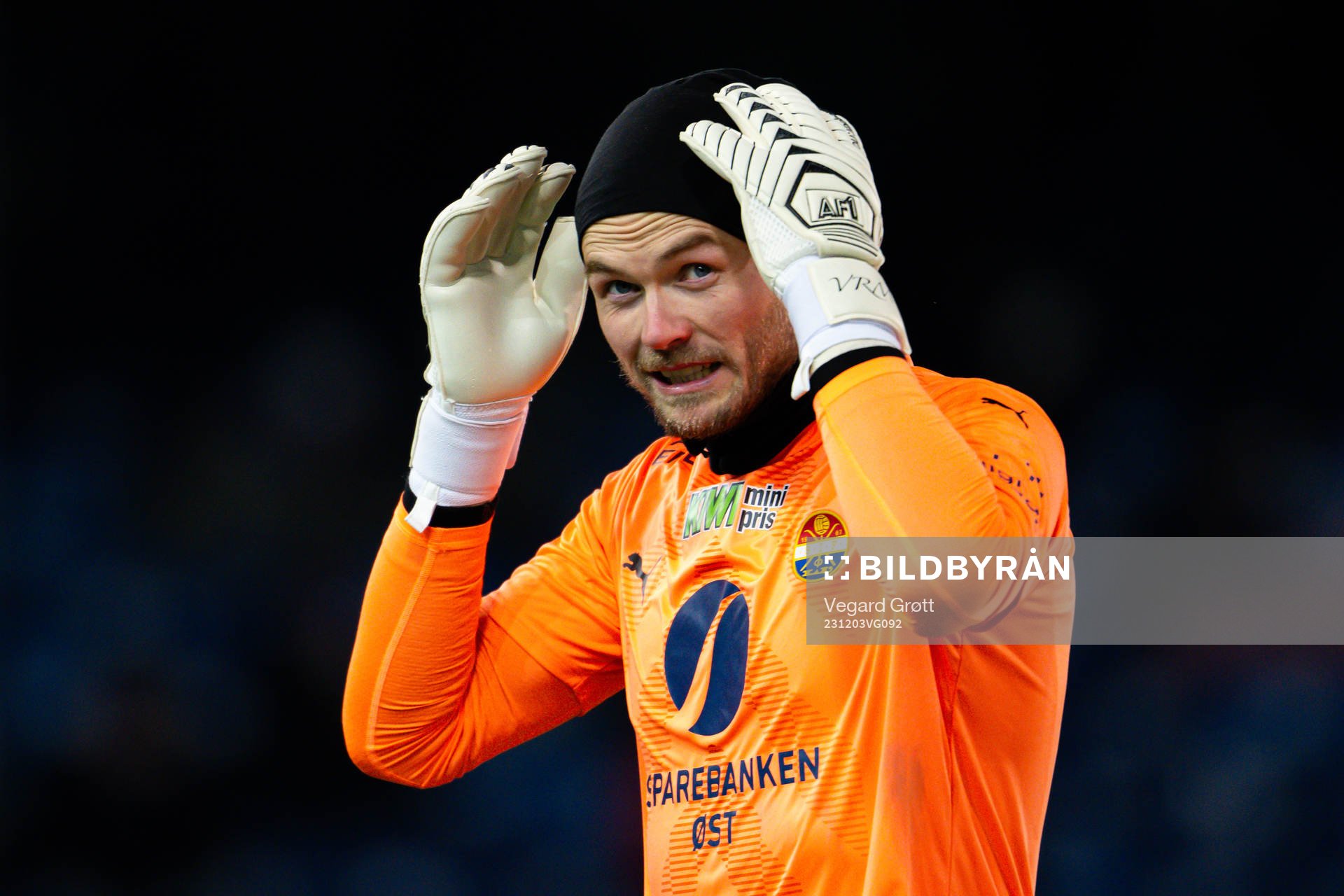 Goalkeeper Viljar Myhra of Strømsgodset during the Eliteserien football match between Strømsgodset and Brann on December 3, 2023 in Drammen.