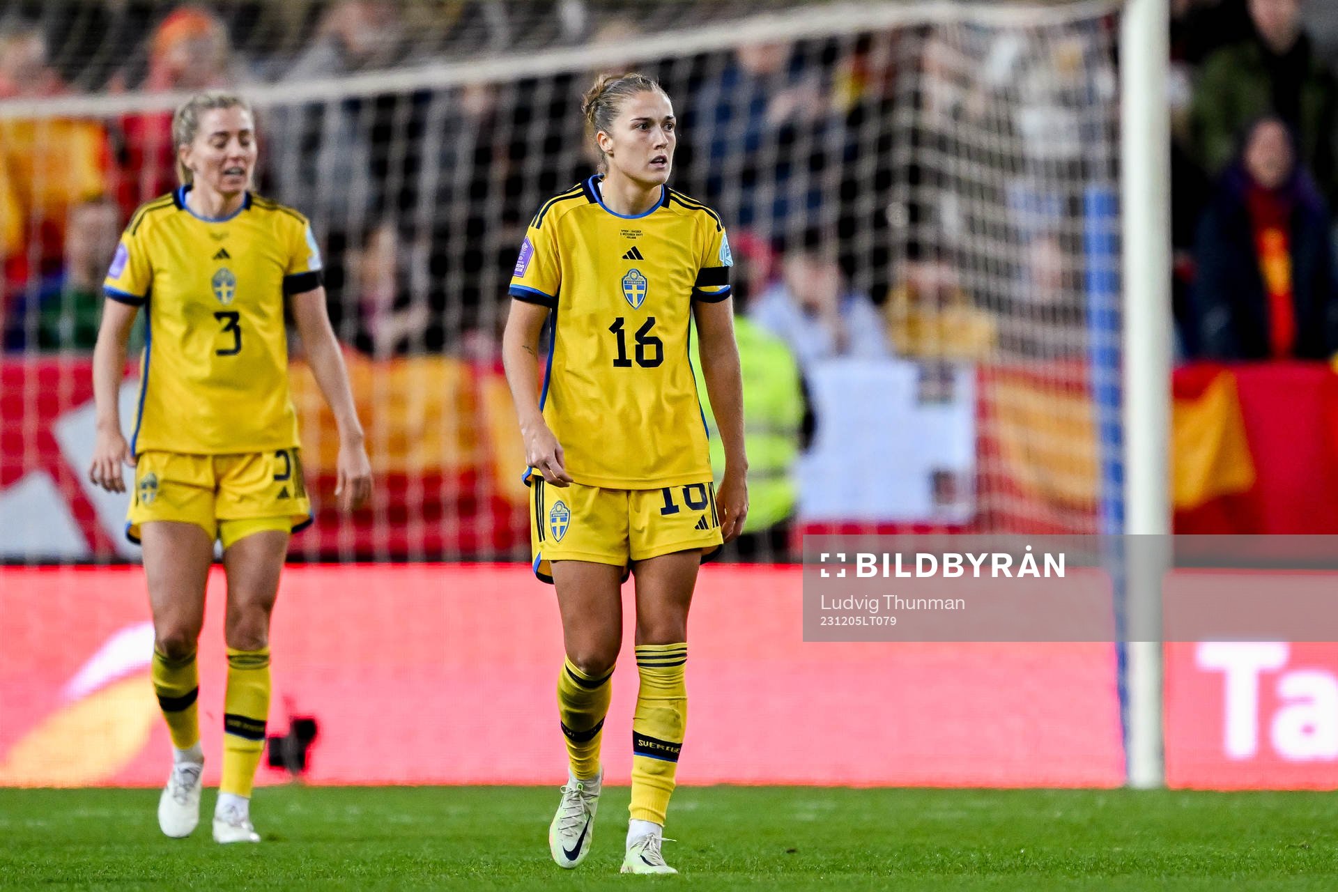 Linda Sembrant and Filippa Angeldahl of Sweden look dejected