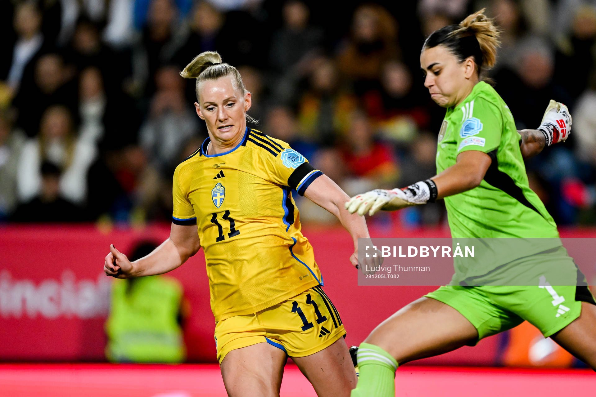 Stina Blackstenius of Sweden and goalkeeper Misa Rodriguez