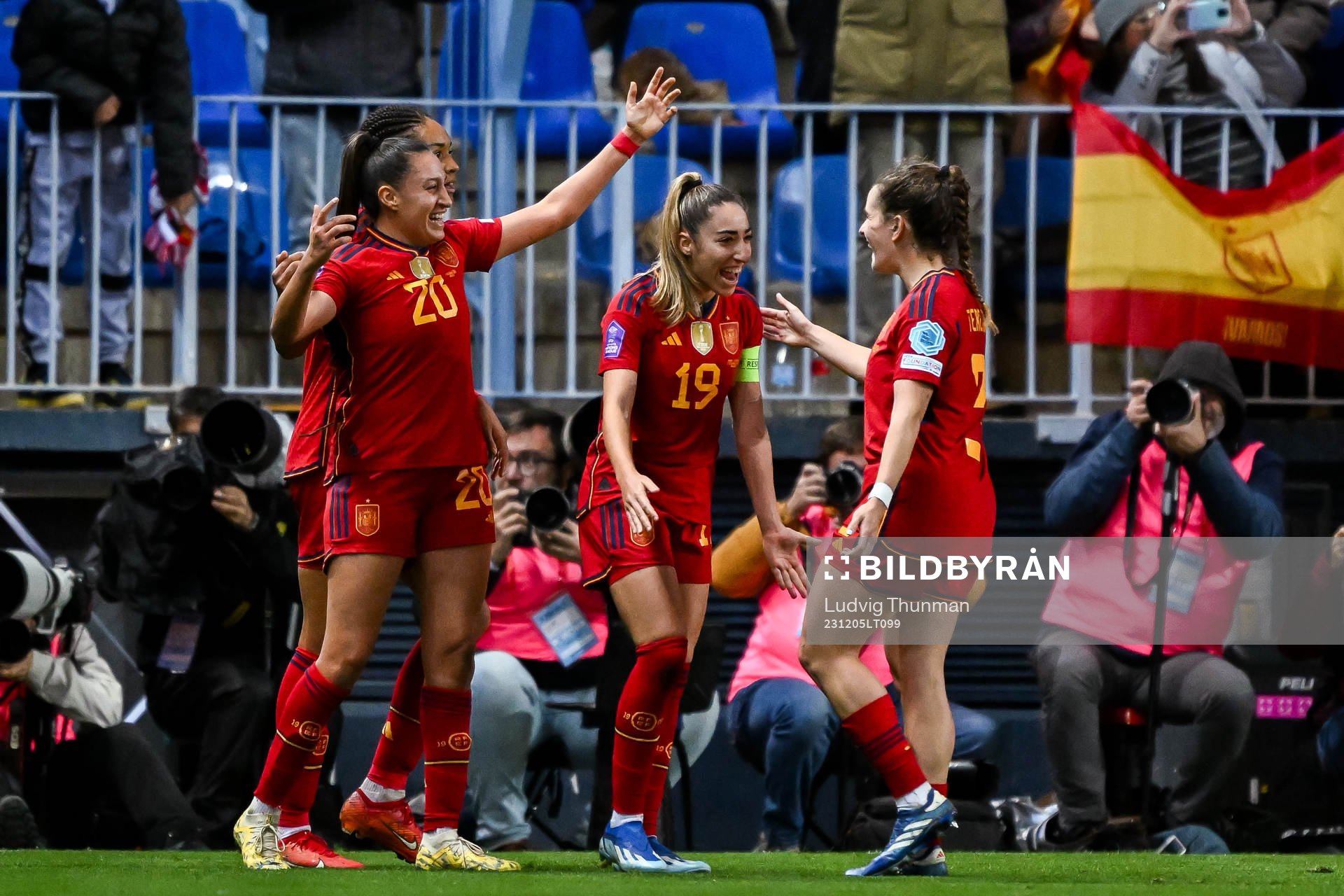 Fiamma Benitez, Olga Carmona Garcia and Teresa Abelleira of Spain celebrate the 4-3 goal during the UEFA Women's Nations League football match between Spain and Sweden on December 5, 2023 in Malaga. 