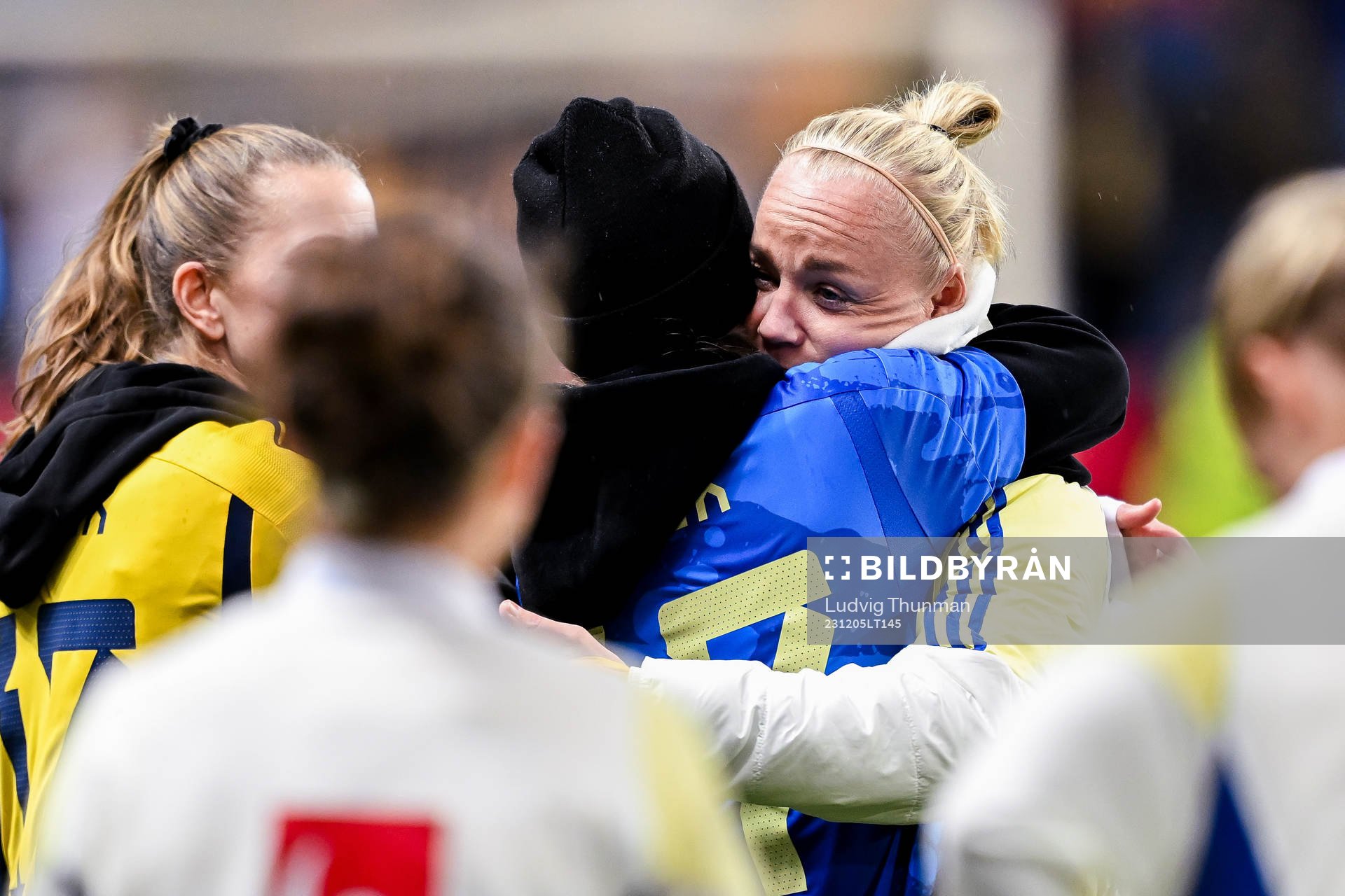 Caroline Seger and Olivia Schough of Sweden