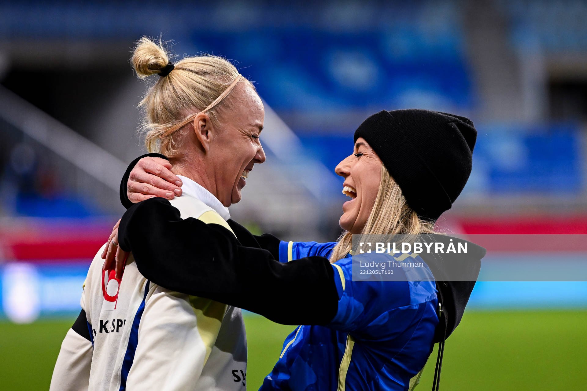 Caroline Seger and Olivia Schough of Sweden