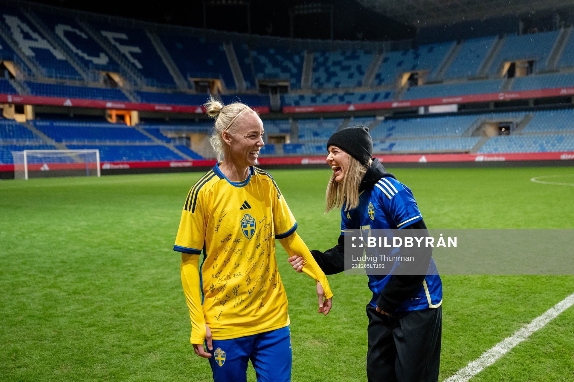 Caroline Seger and Olivia Schough of Sweden