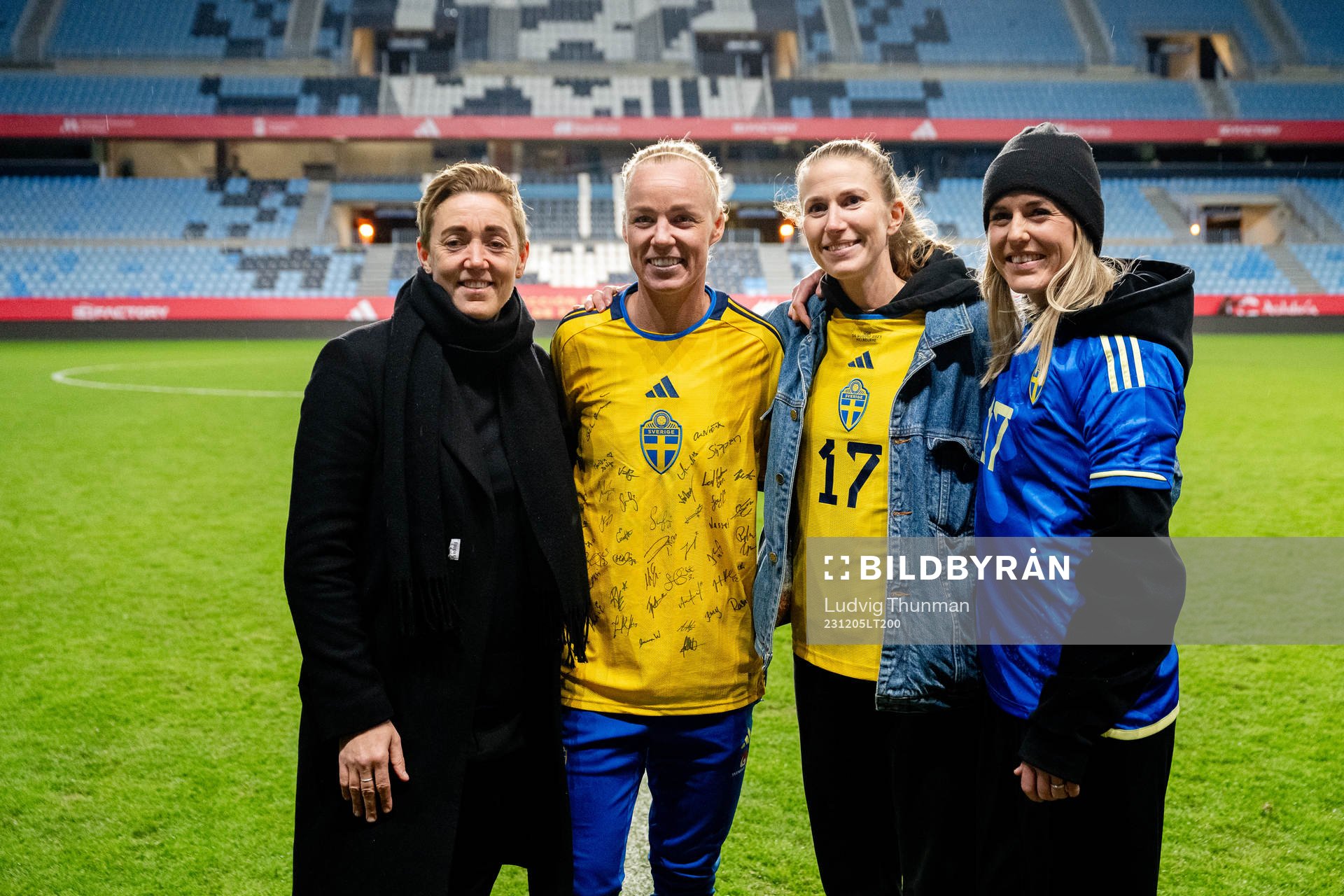 Therese Sjögran, Caroline Seger, Emma Berglund and Olivia Schough of Sweden after the UEFA Women's Nations League football match between Spain and Sweden on December 5, 2023 in Malaga.