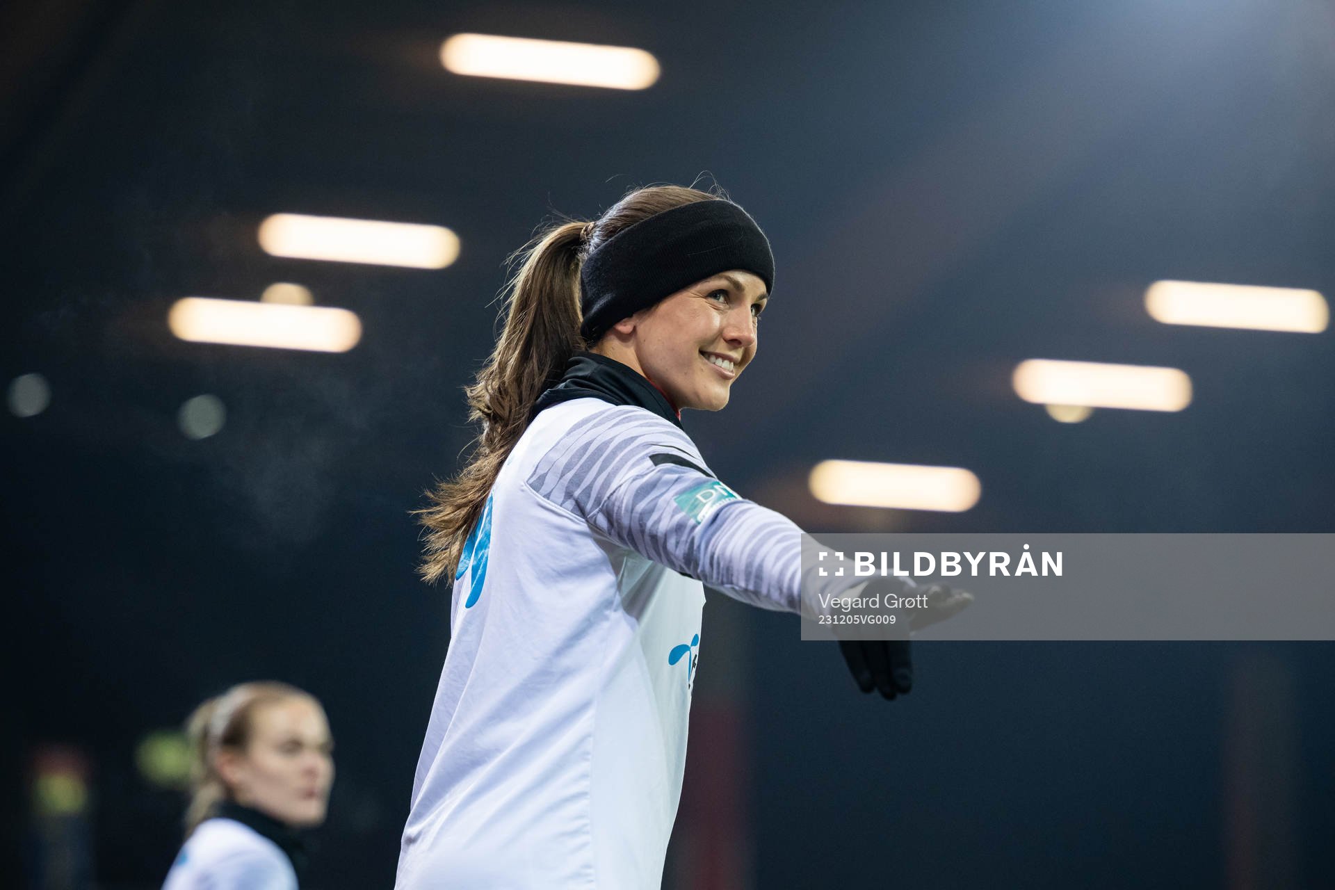 Tuva Hansen of Norway warms up