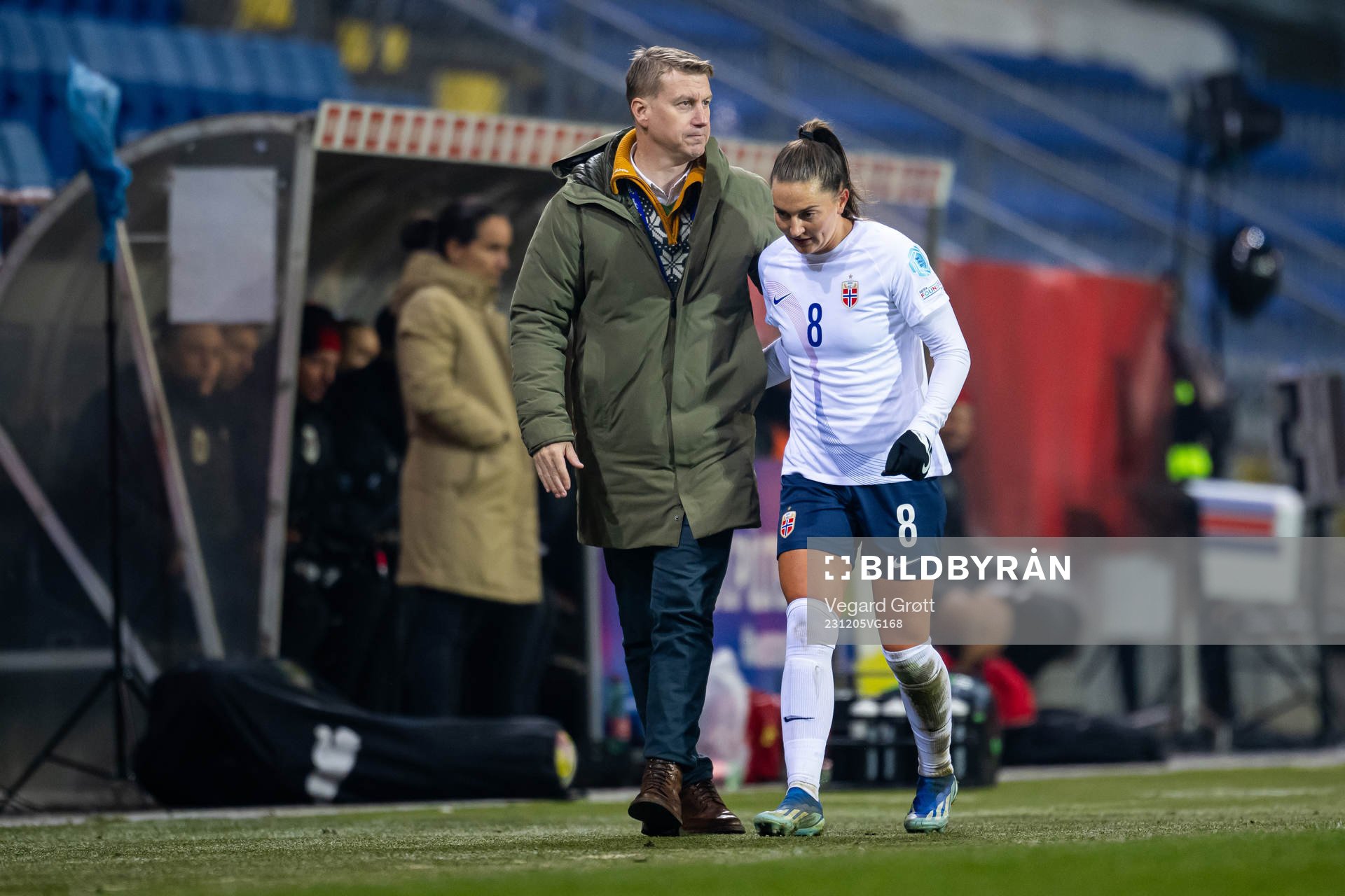 Leif Gunnar Smerud, head coach of Norway, and Vilde Bøe