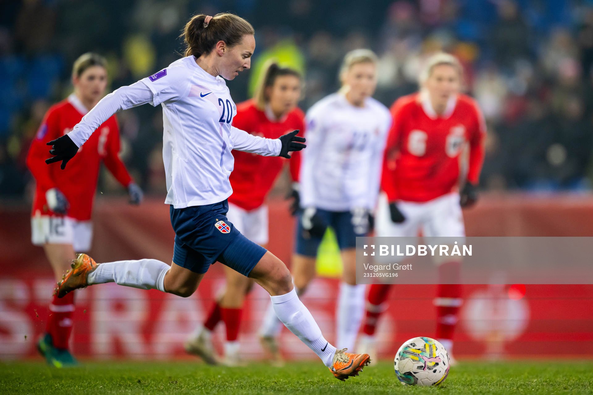 Marit Bratberg Lund of Norway misses a penalty kick
