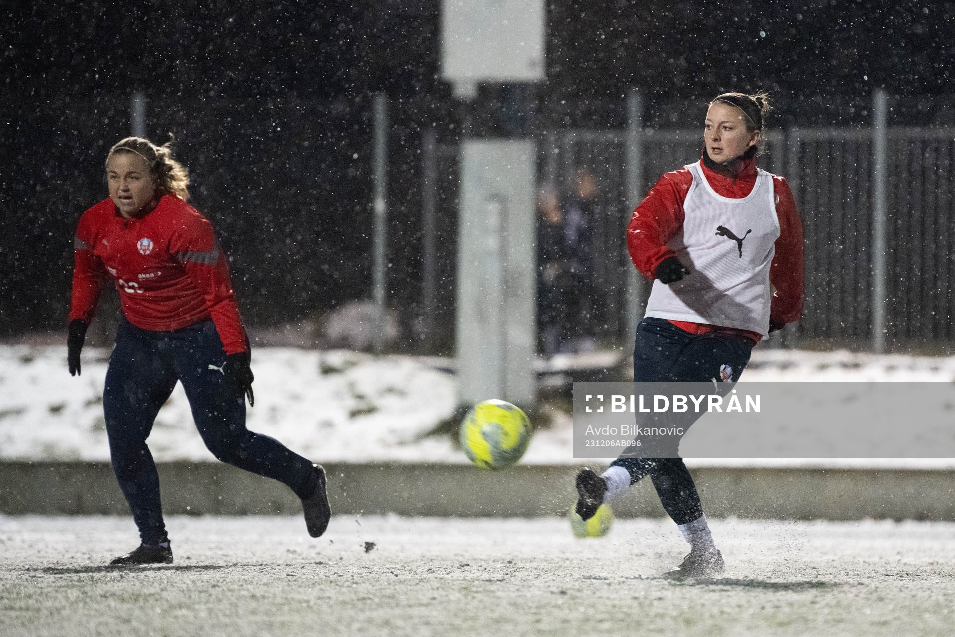 Helsingborgs Kajsa Arthursson under en gemensam fotbollsträning med Helsingborg den 6 december 2023 i Helsingborg. 