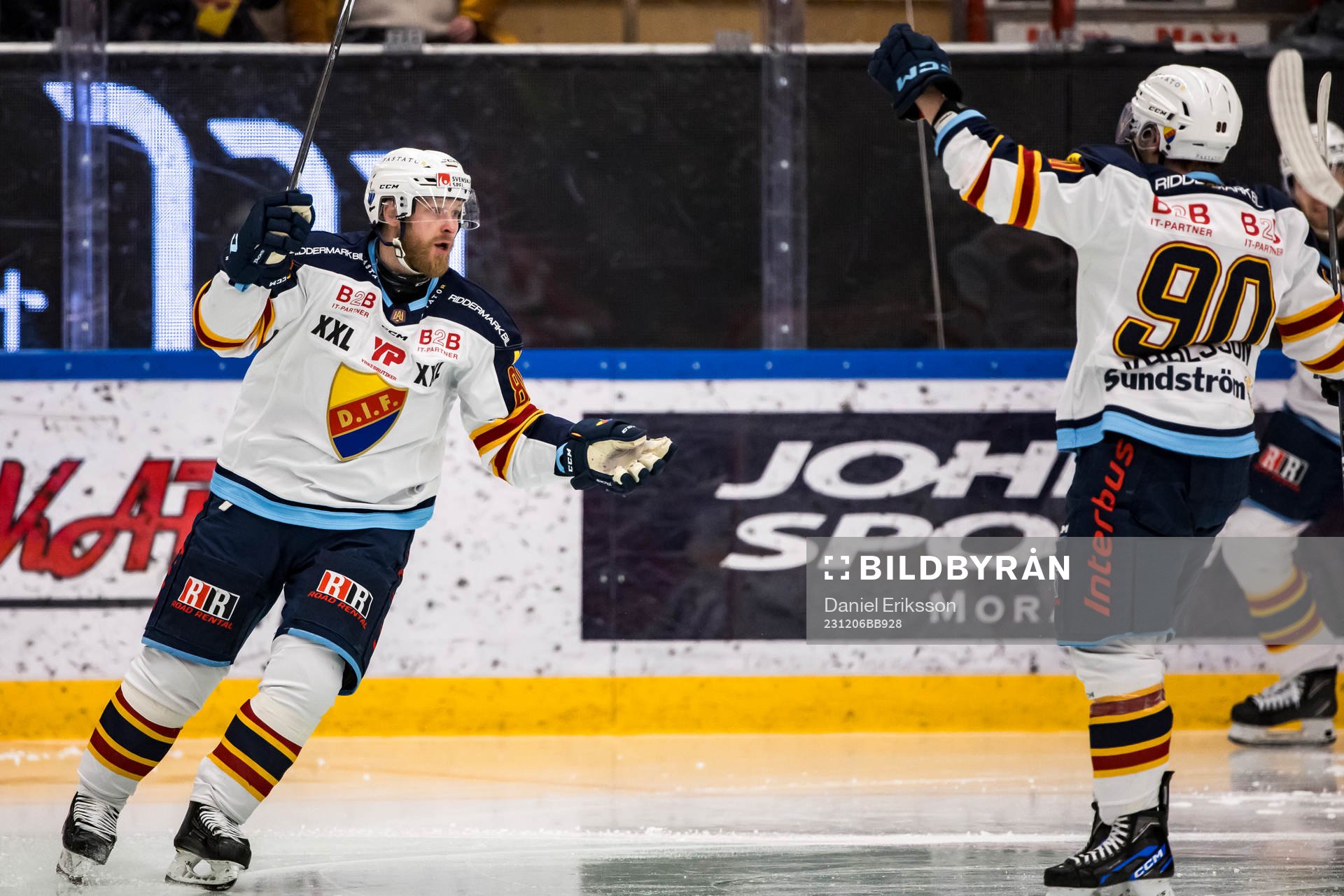 Djurgårdens Linus Klasen jublar