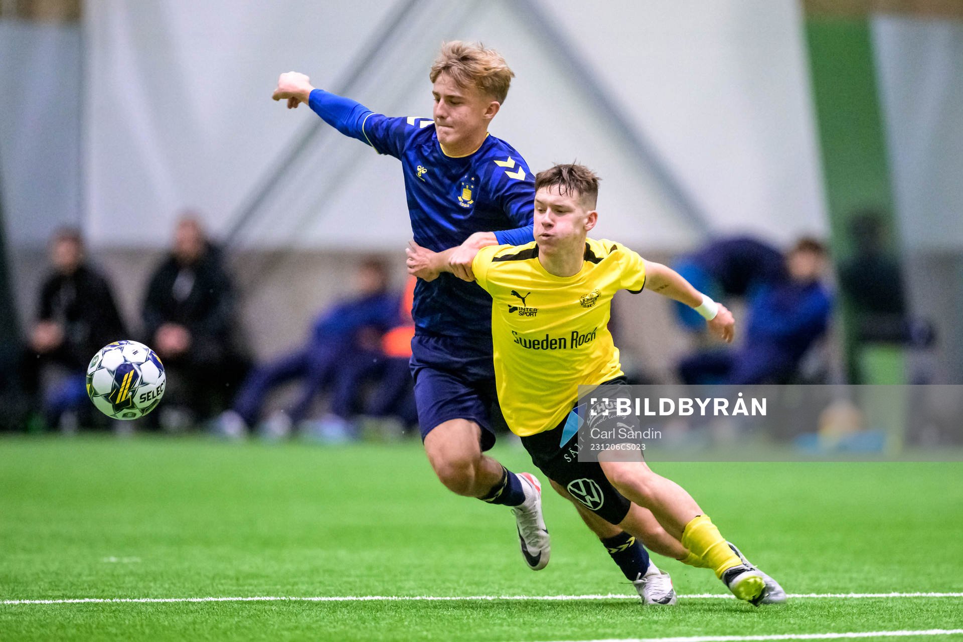 Bröndbys Philip Søndergaard och Mjällbys Kimmen Nennesson
