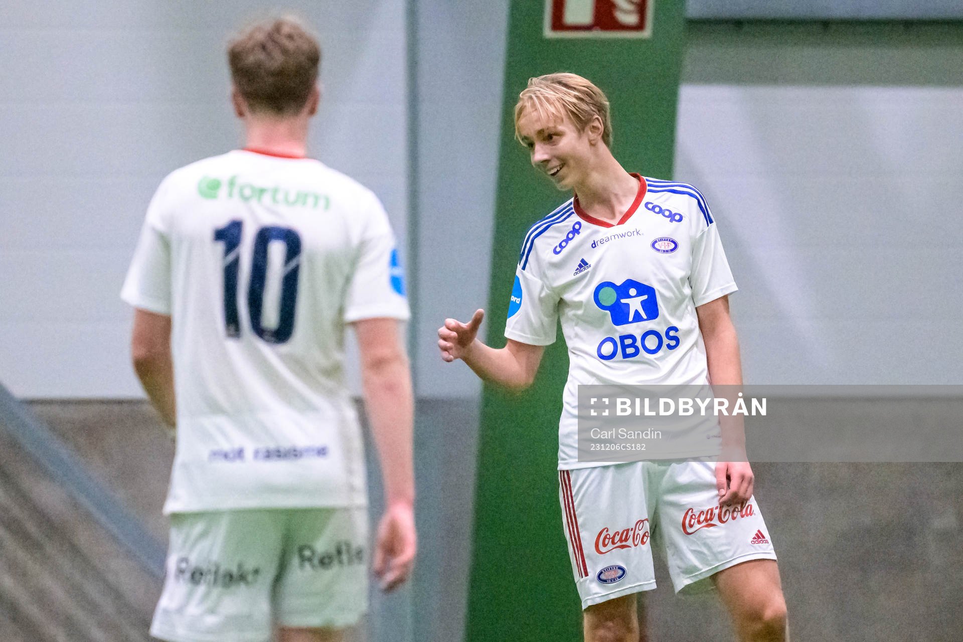 Vålerengas Brage Birkelund Eie jublar