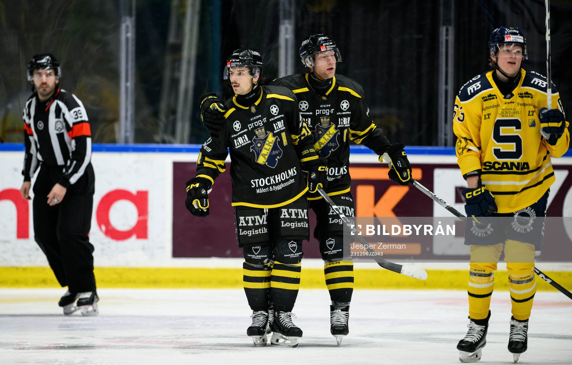 AIKs Gerry Fitzgerald och Richard Gynge jublar