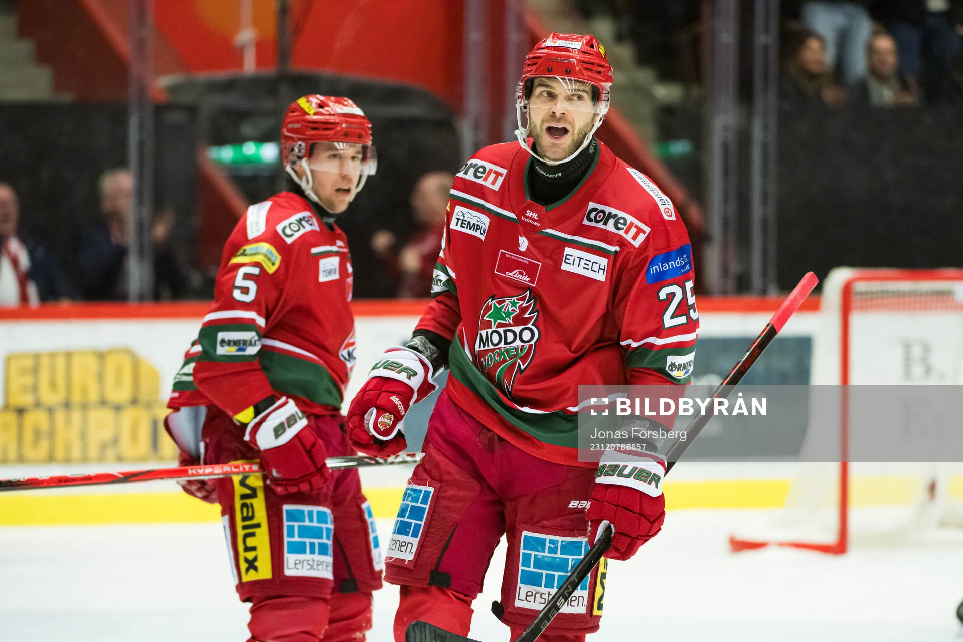 MoDos Sam Vigneault jublar