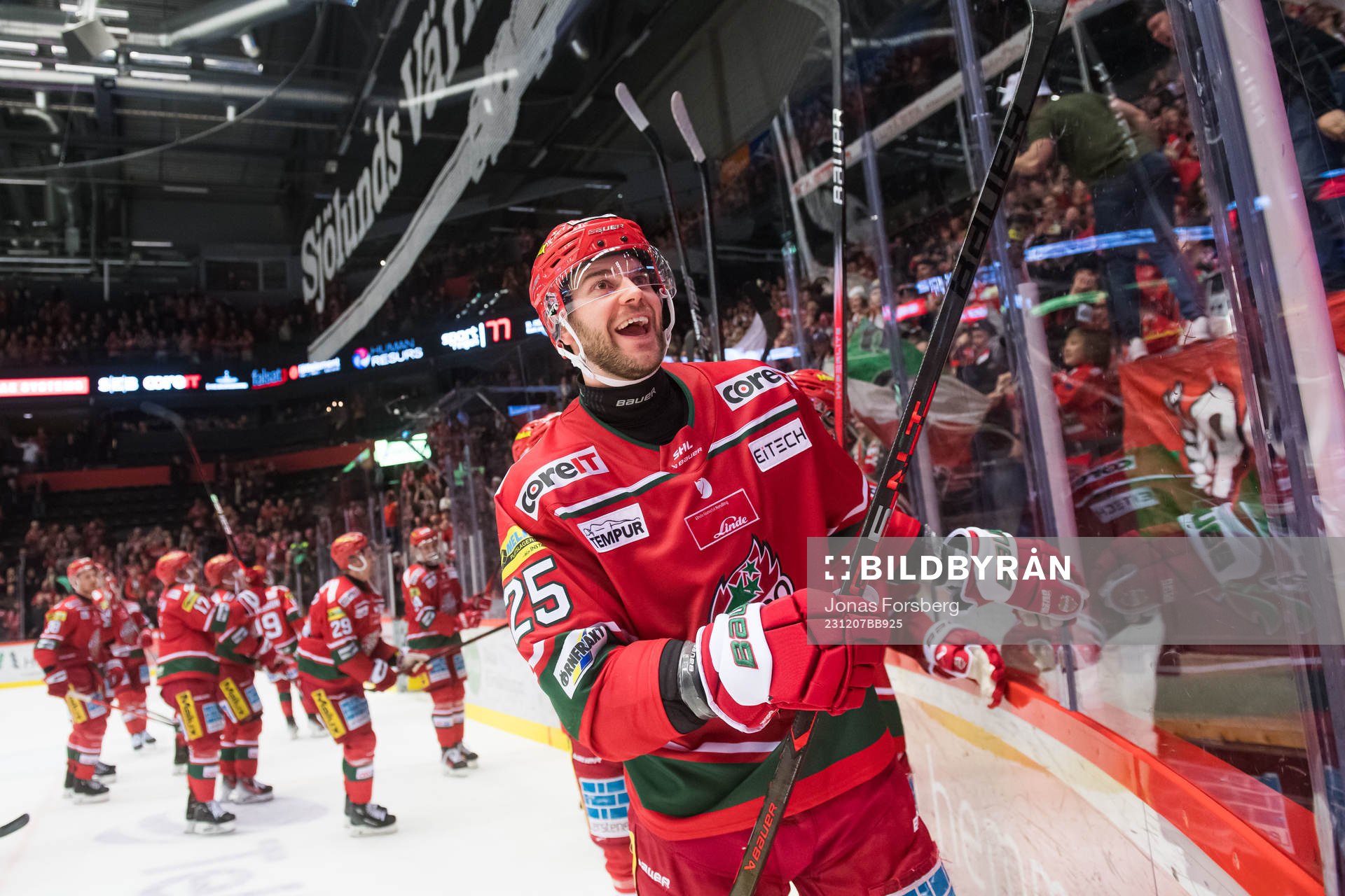 MoDos Sam Vigneault jublar