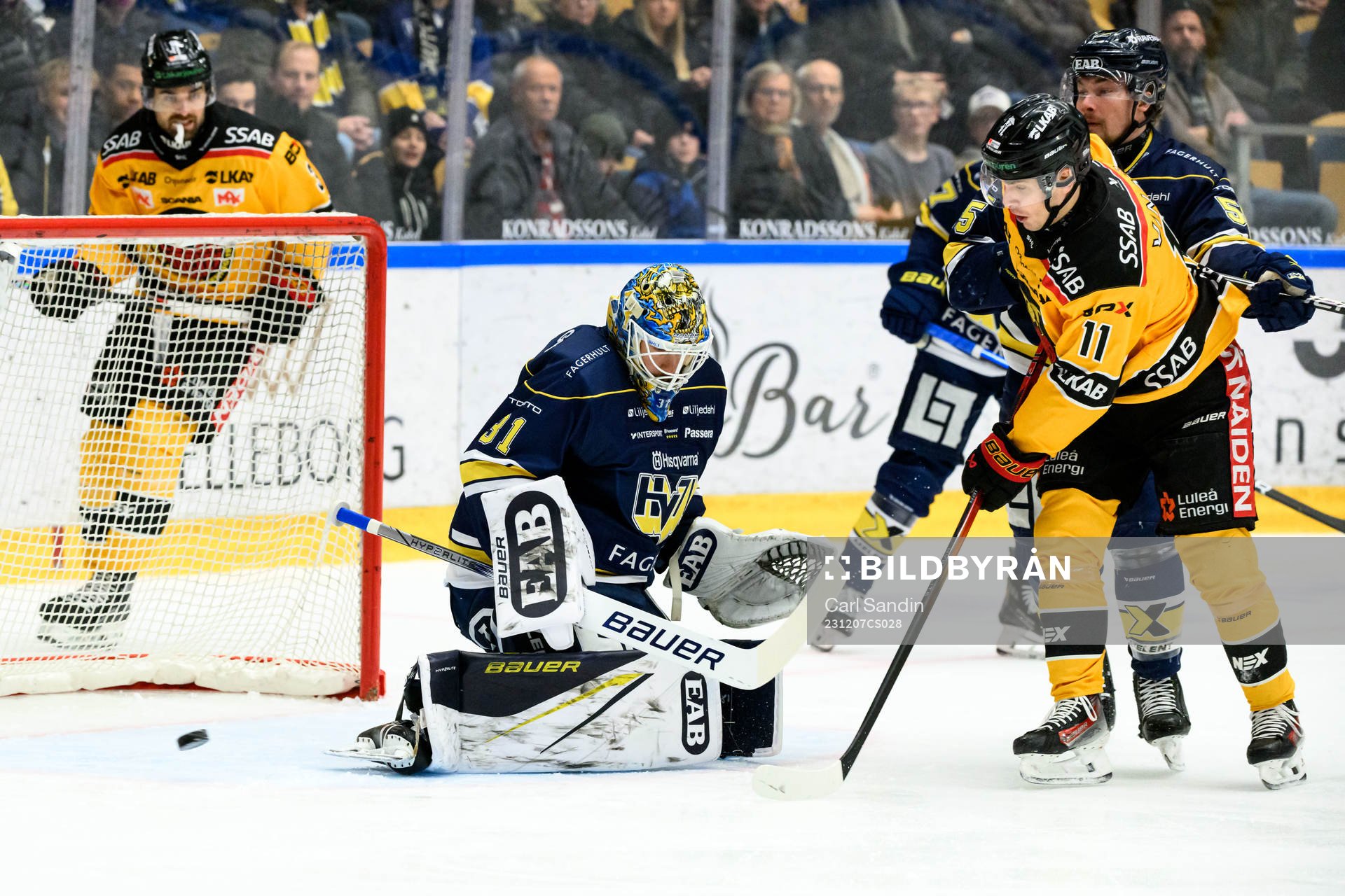 HV 71s målvakt Joni Ortio och Luleå Hockeys Nikola Pasic