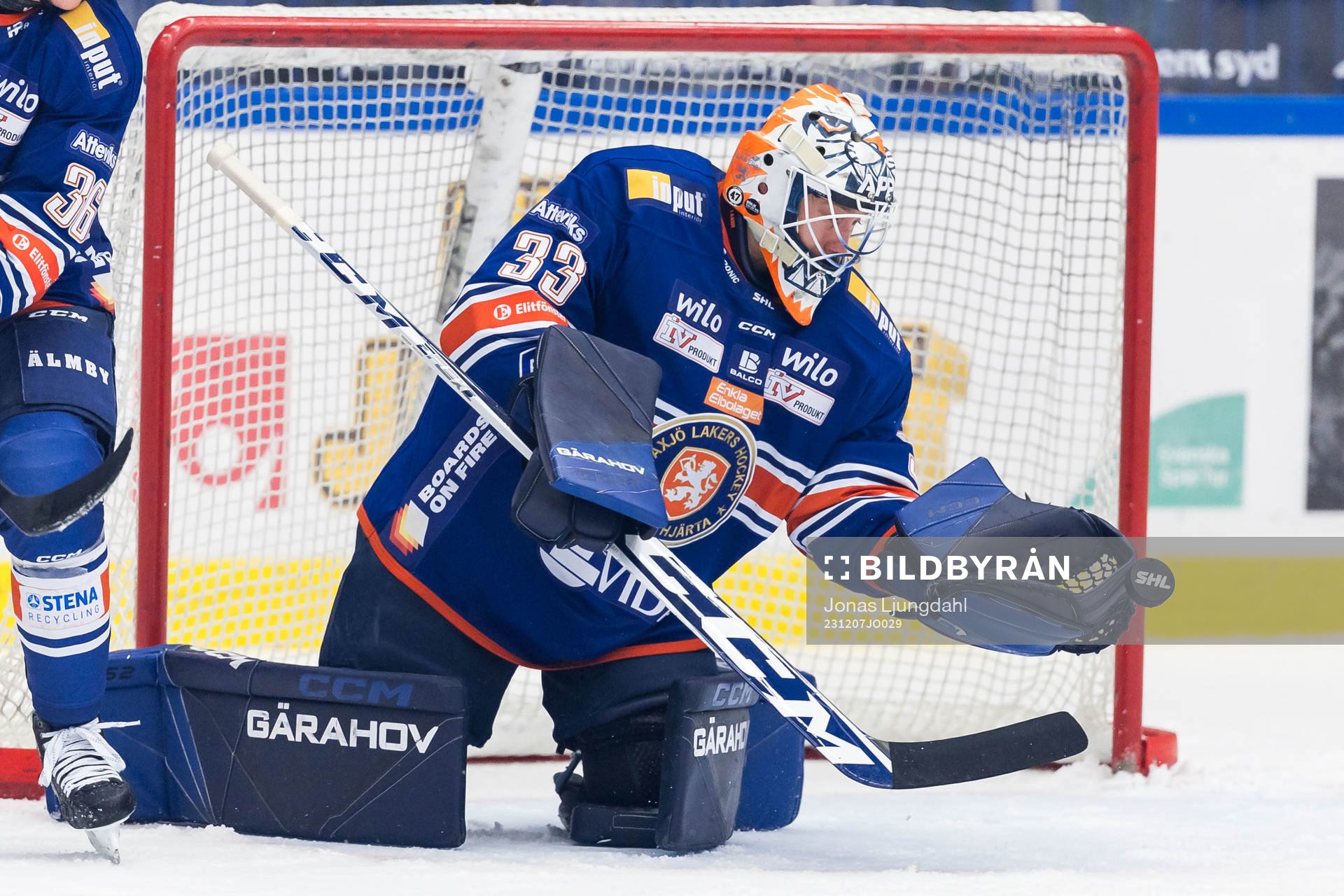 Växjö Lakers HCs målvakt Emil Larmi