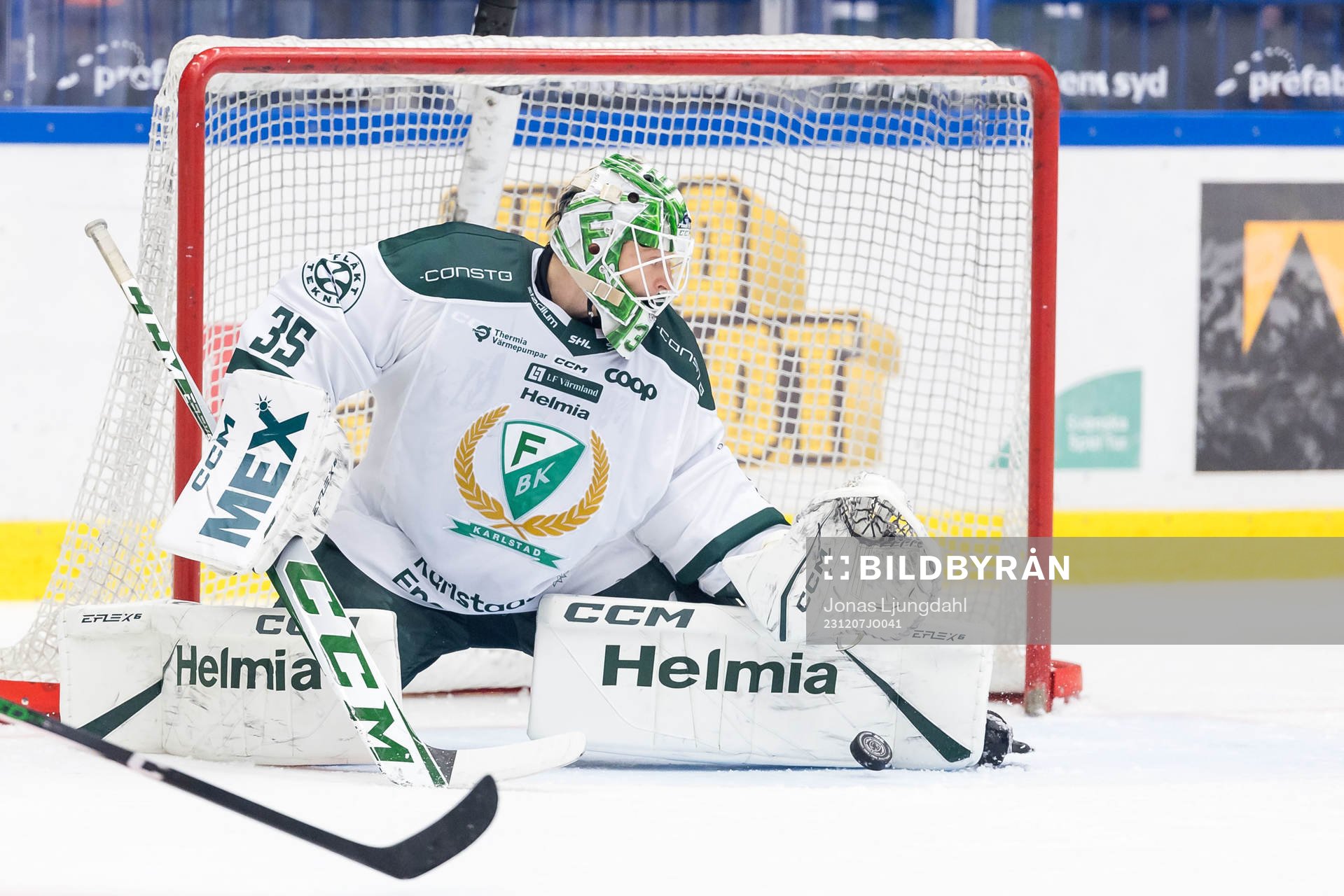 Färjestad BKs målvakt Carl Lindbom