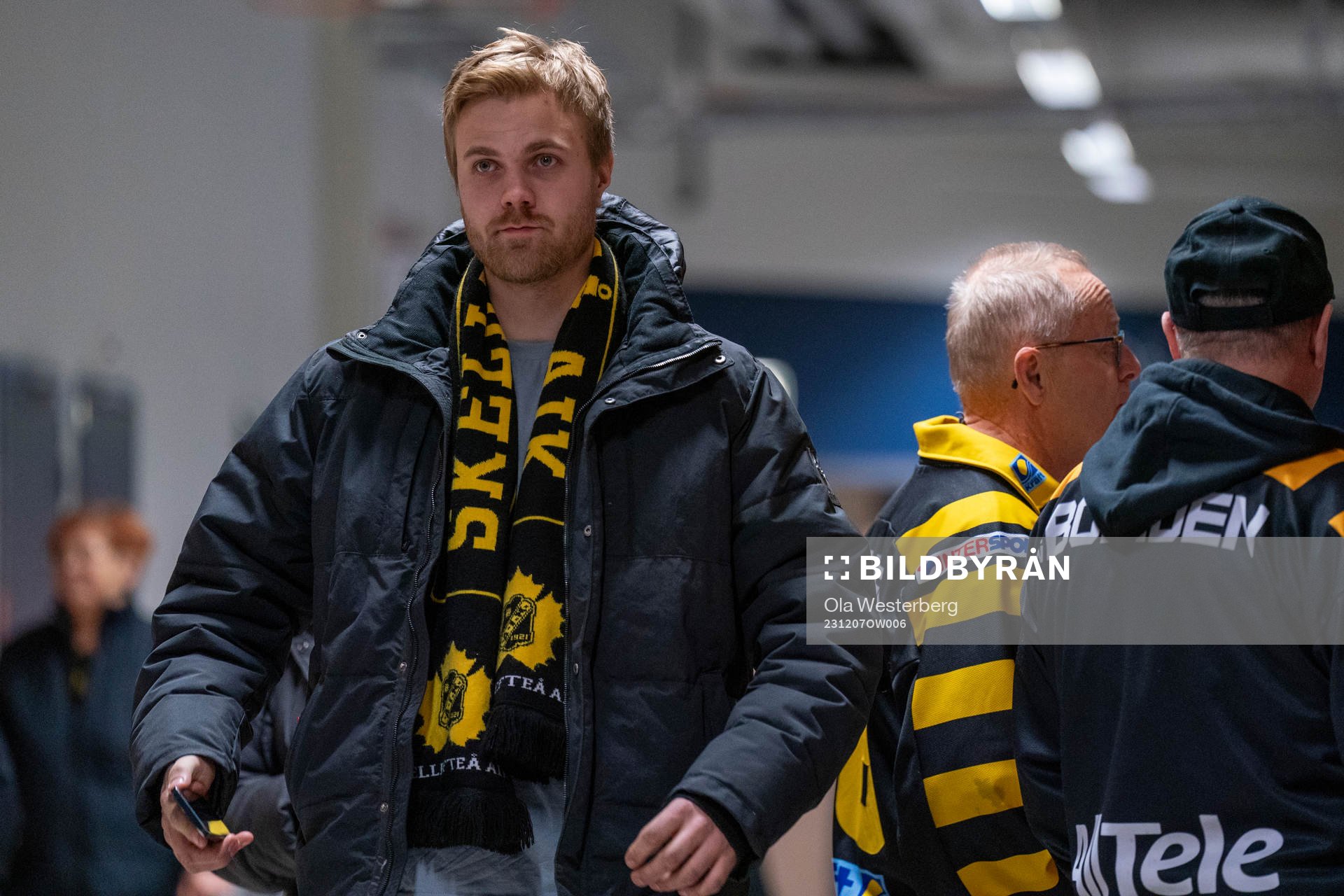 Fans före ishockeymatchen i SHL mellan Skellefteå och