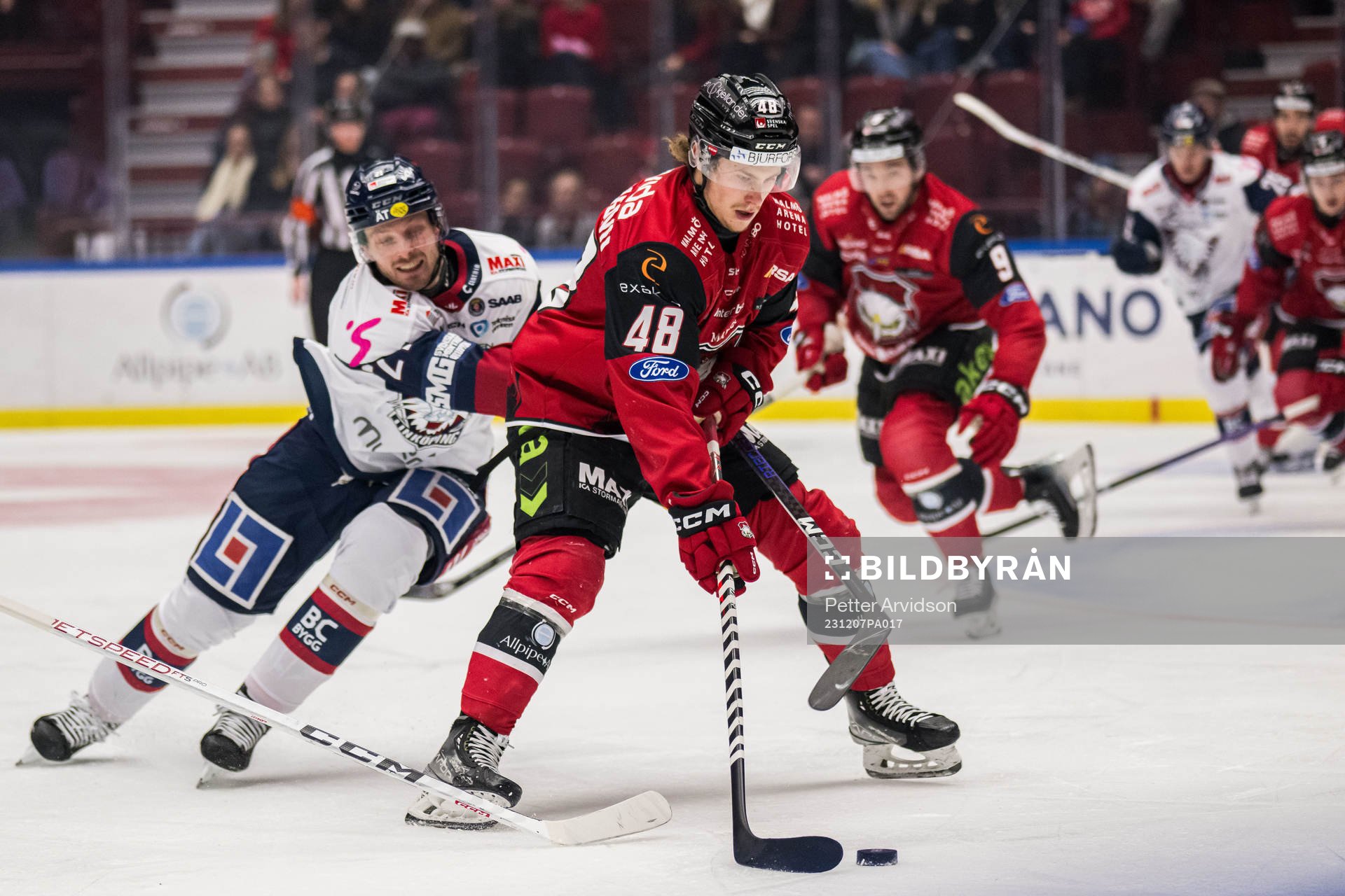 Linköpings Christoffer Ehn och Malmö Redhawks Lauri