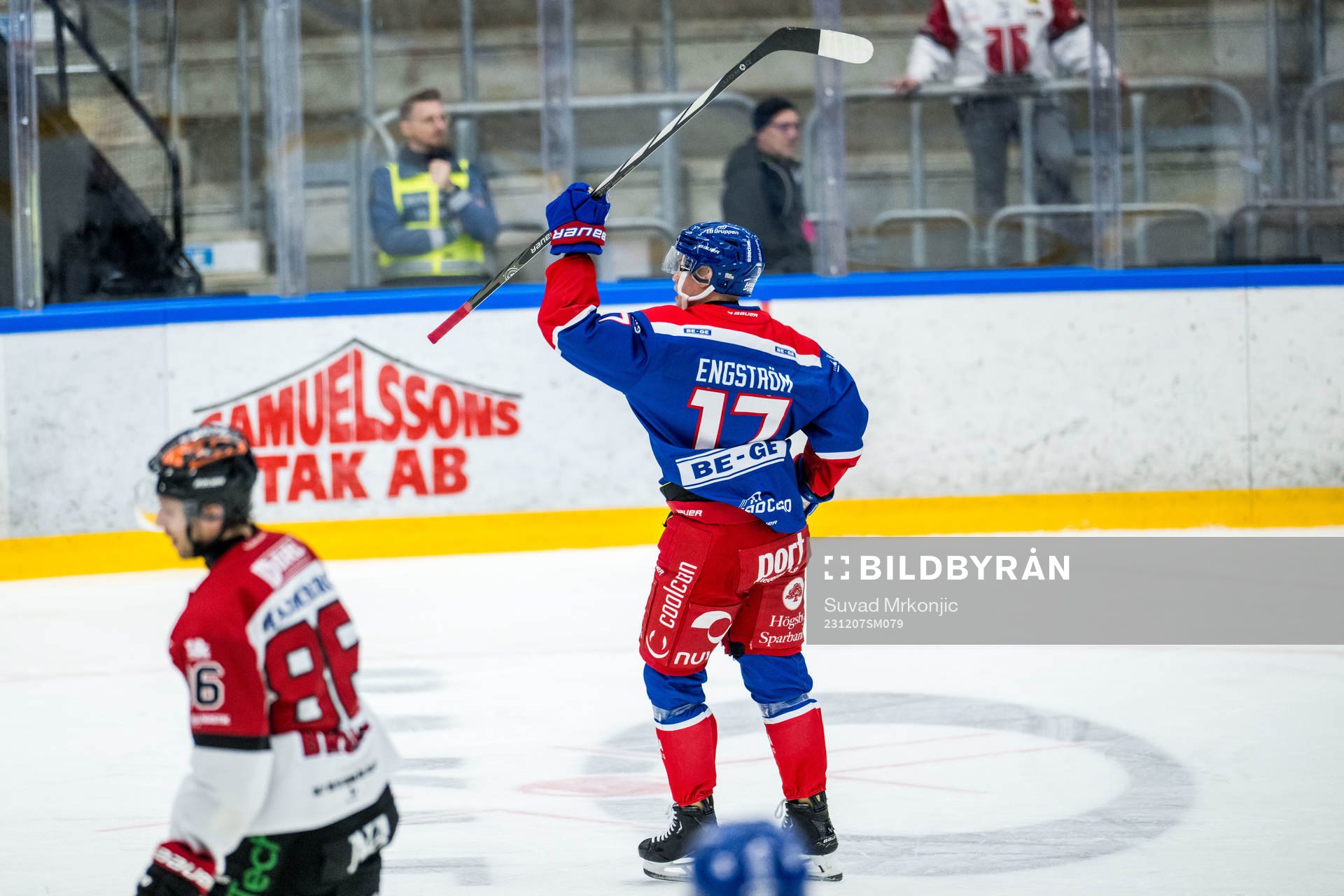 Oskarshamns Jonas Engström jublar