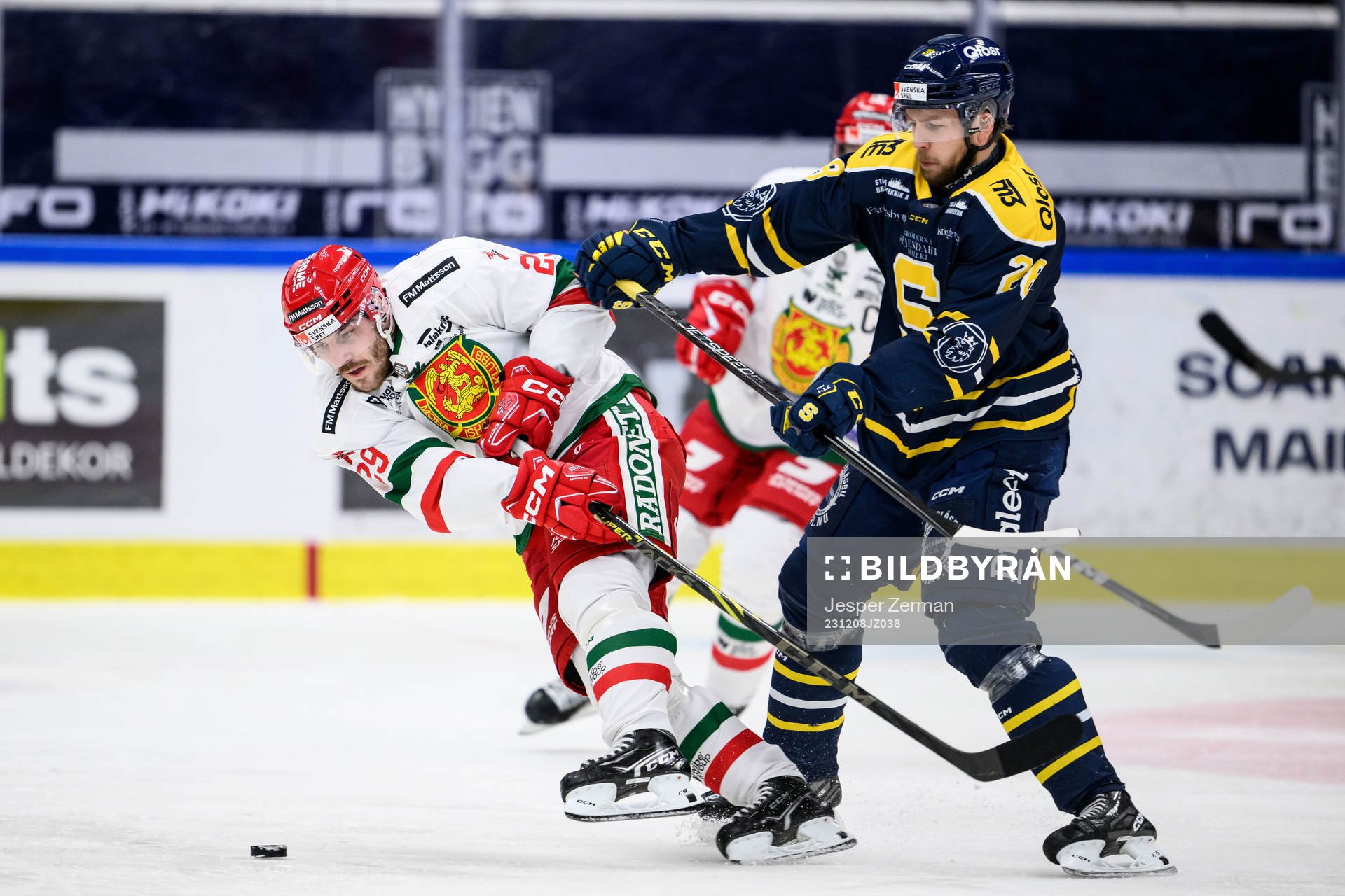 Moras Johan Persson och Södertäljes Emil Alba